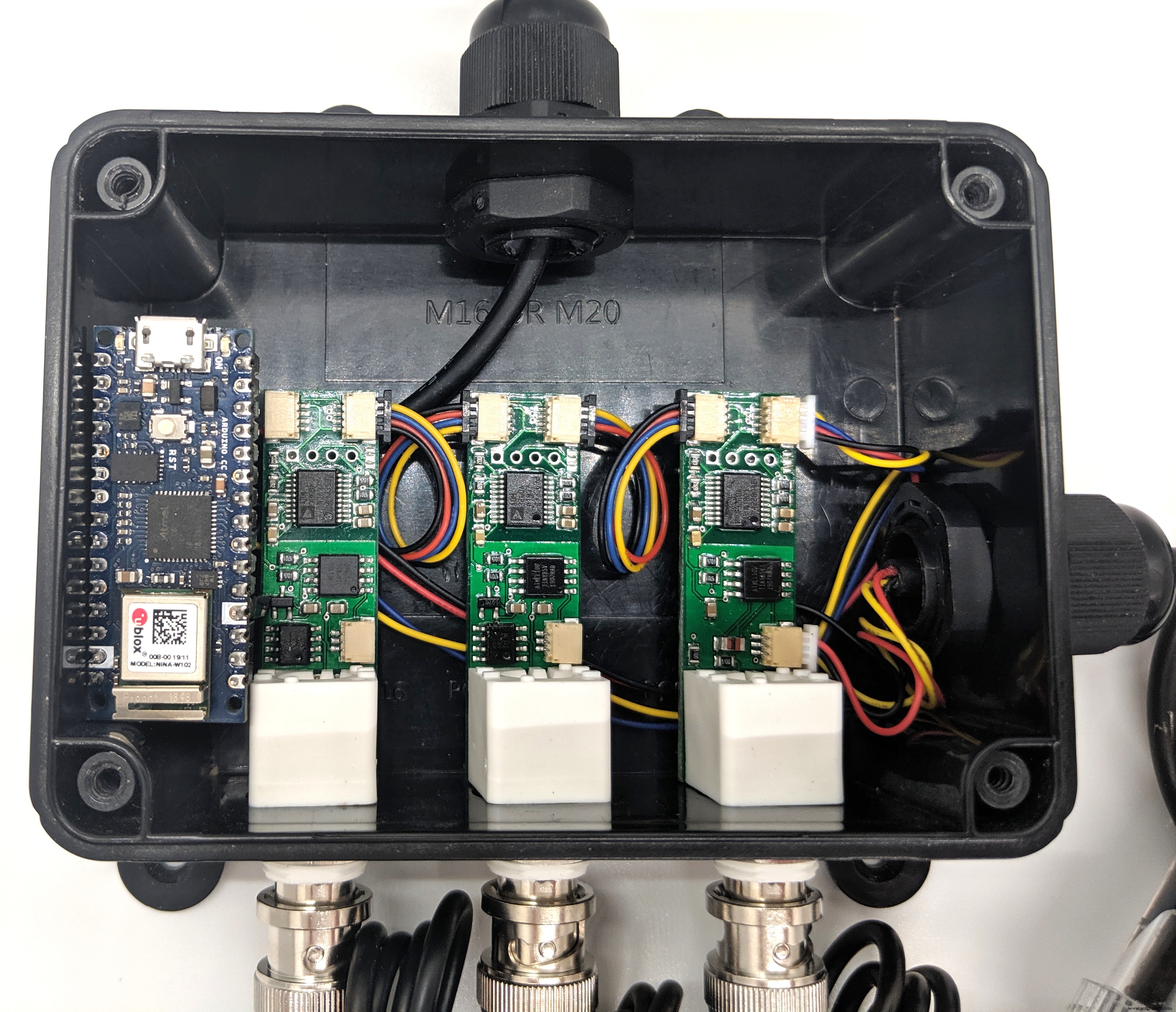 Arduino Nano 33 IoT: Multi‑Parameter Water Sensor (EC, pH, ORP) with BLE & PWA