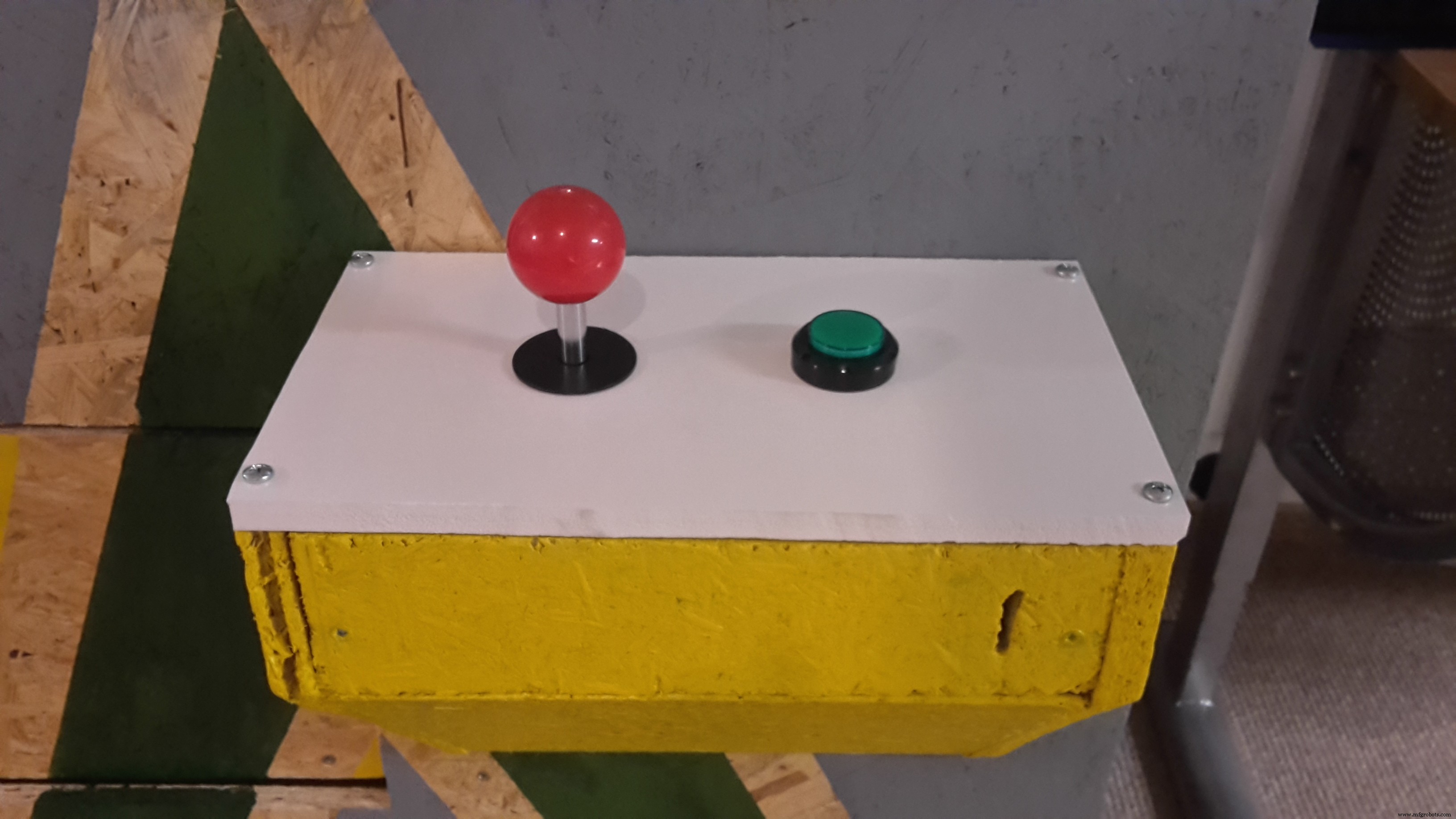 DIY Arduino Claw Machine – Build Your Own Arcade Toy