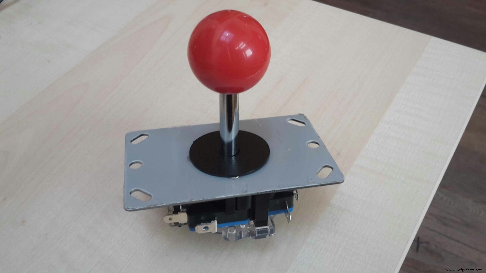 DIY Arduino Claw Machine – Build Your Own Arcade Toy