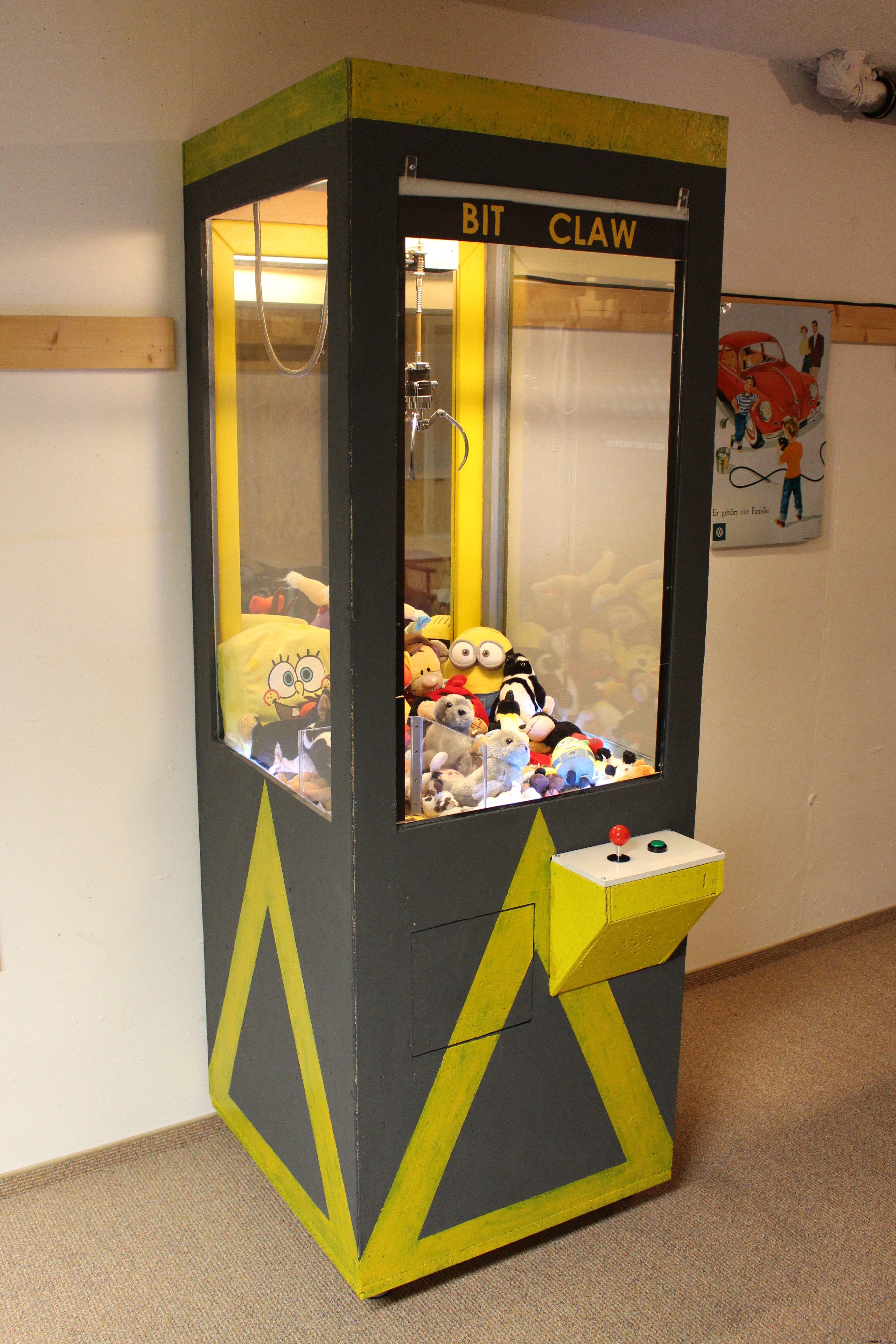 DIY Arduino Claw Machine – Build Your Own Arcade Toy