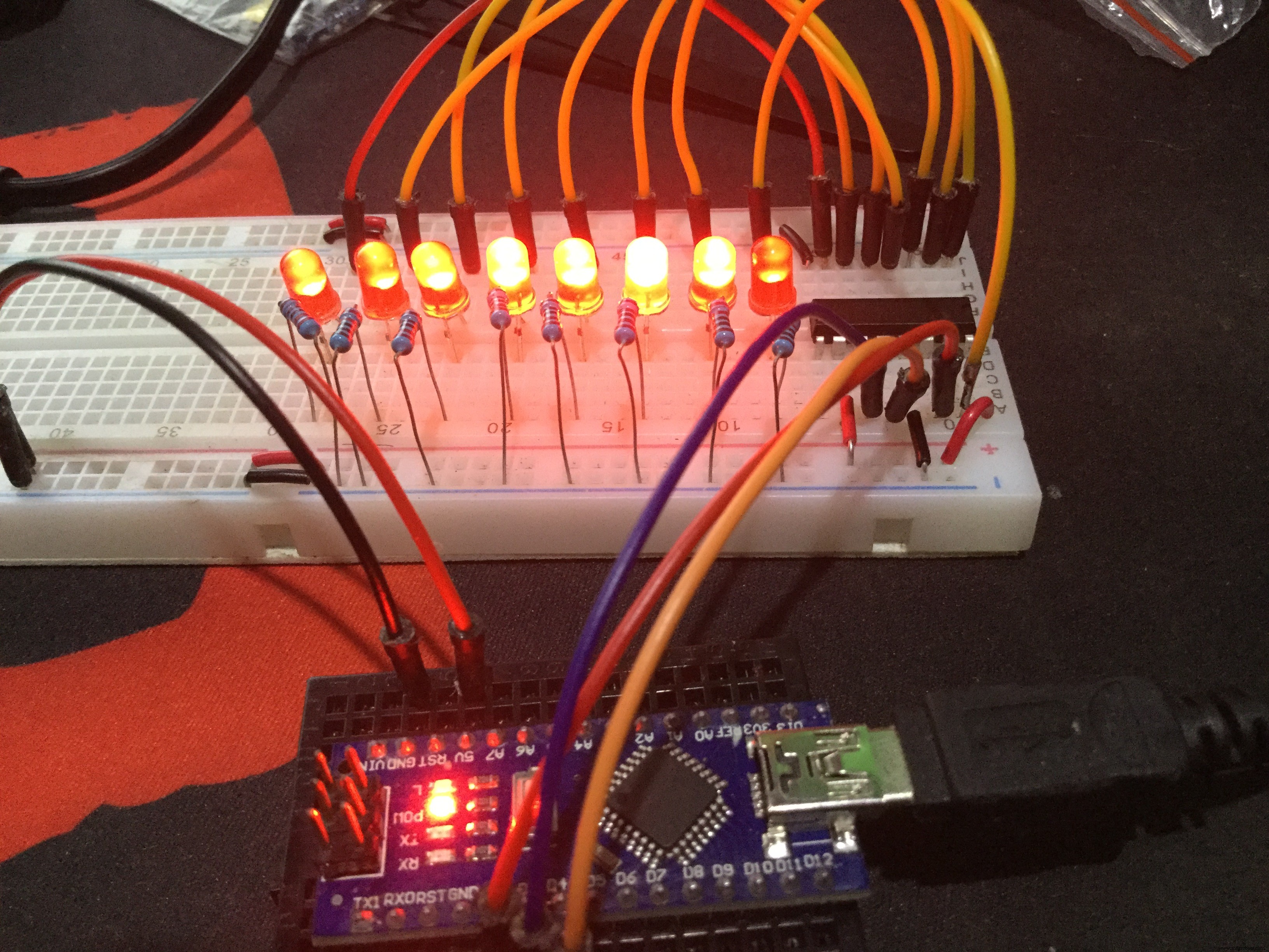Controlling 32 LEDs with Arduino Nano and 4x 74HC595 Shift Registers – A Beginner’s Guide