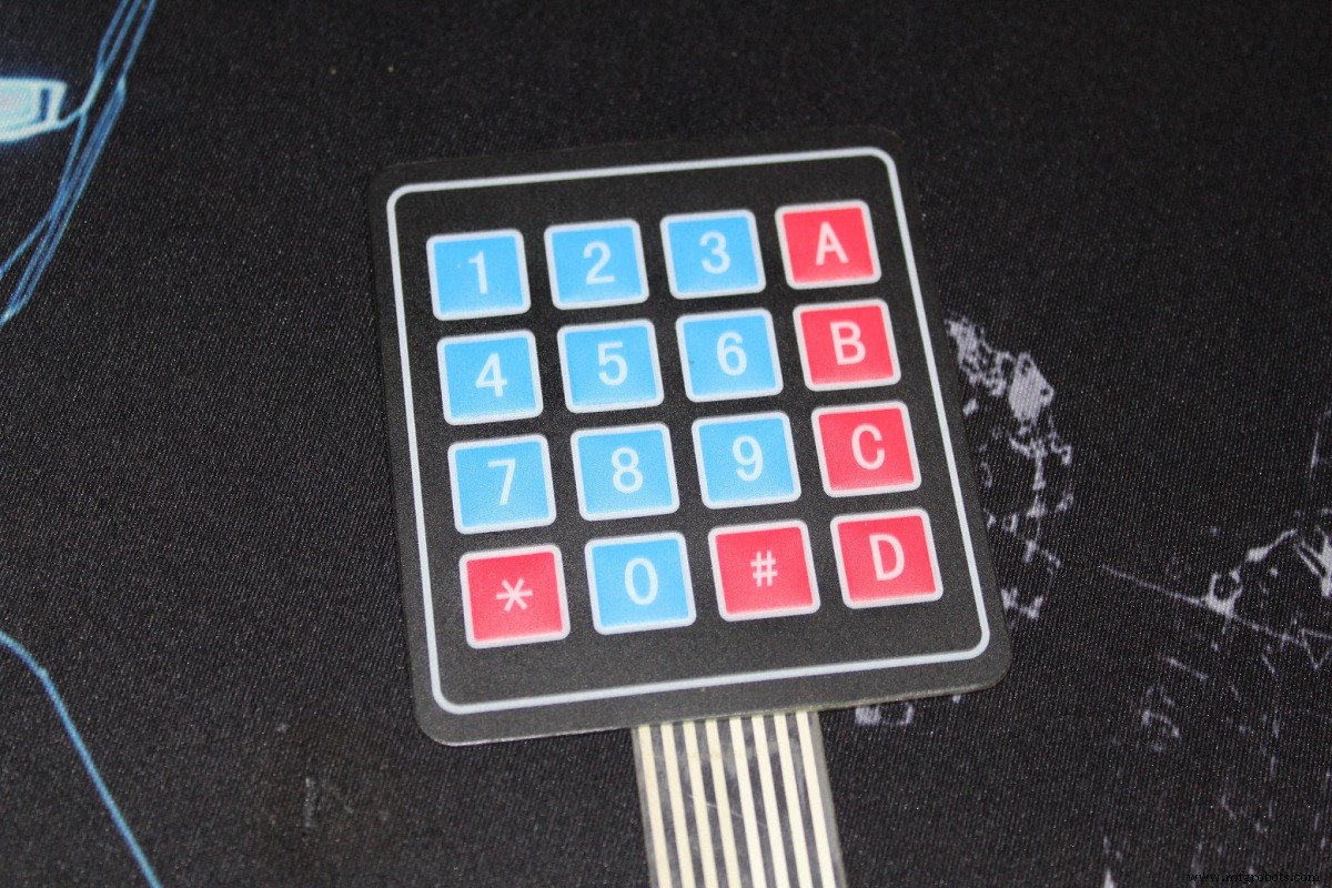 Arduino Keypad Door Lock with User-Defined Code
