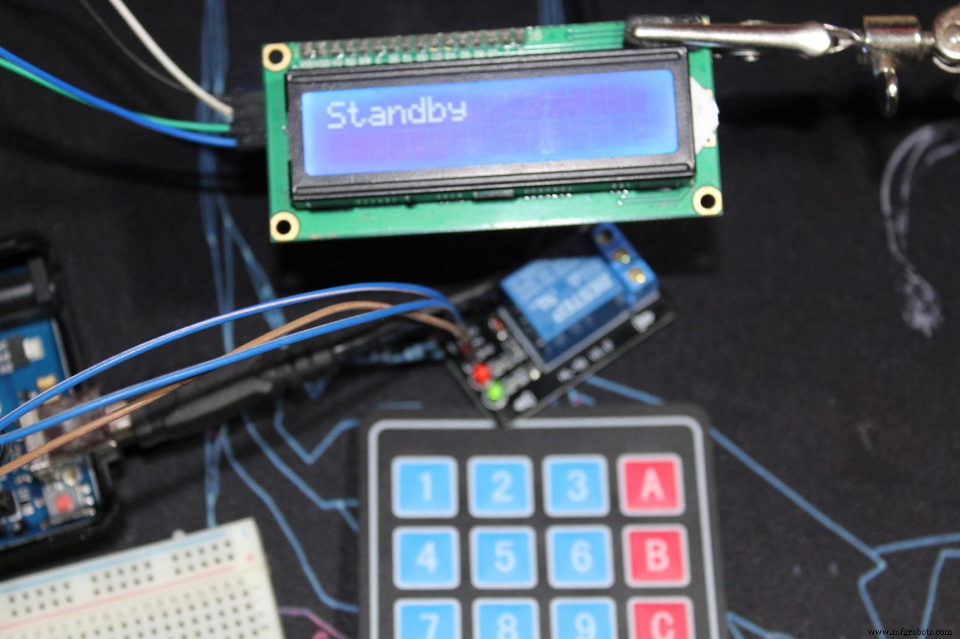 Arduino Keypad Door Lock with User-Defined Code