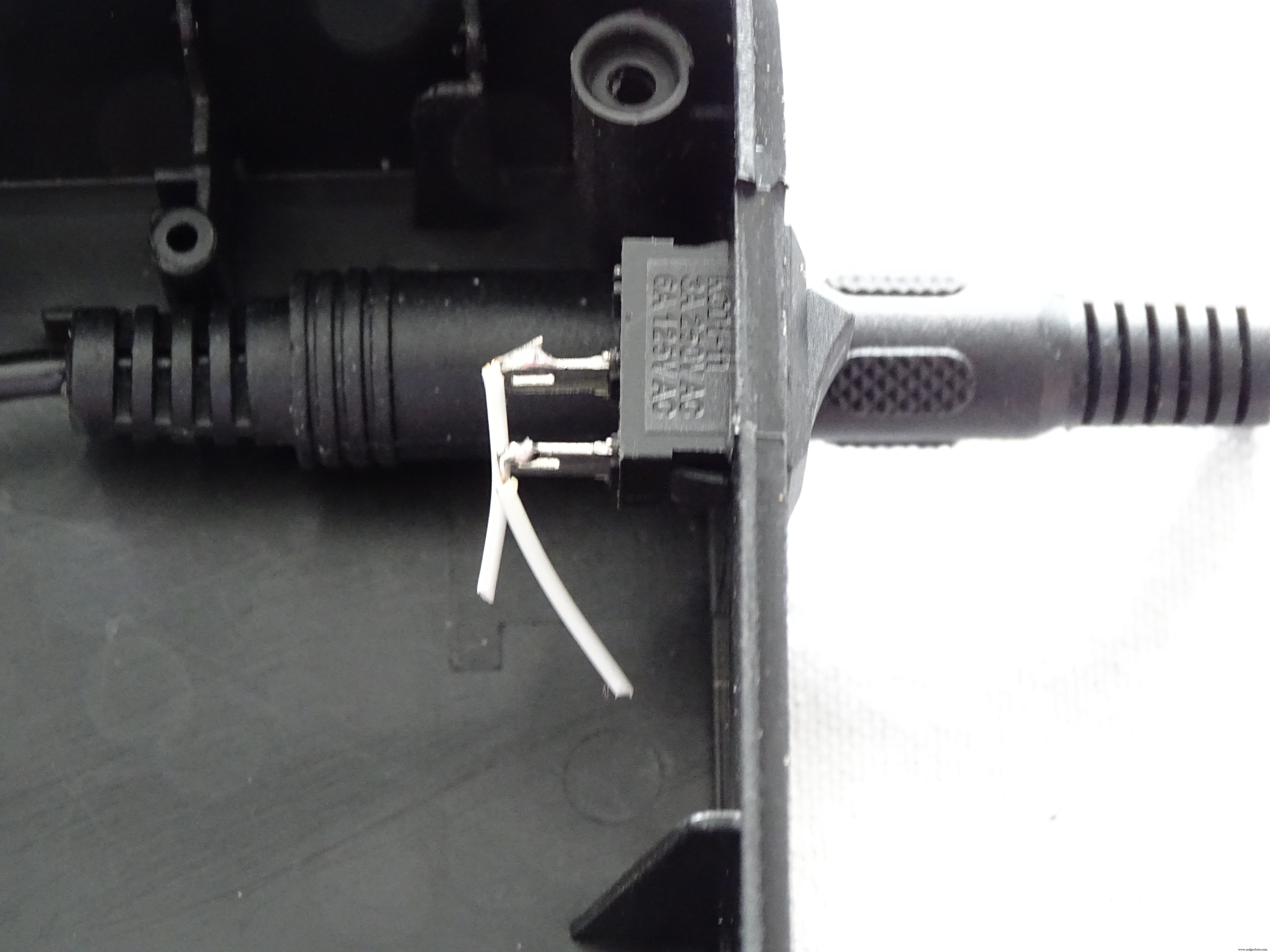 Create a Custom Arduino Bingo Machine with DIY A4‑Size 7‑Segment Displays