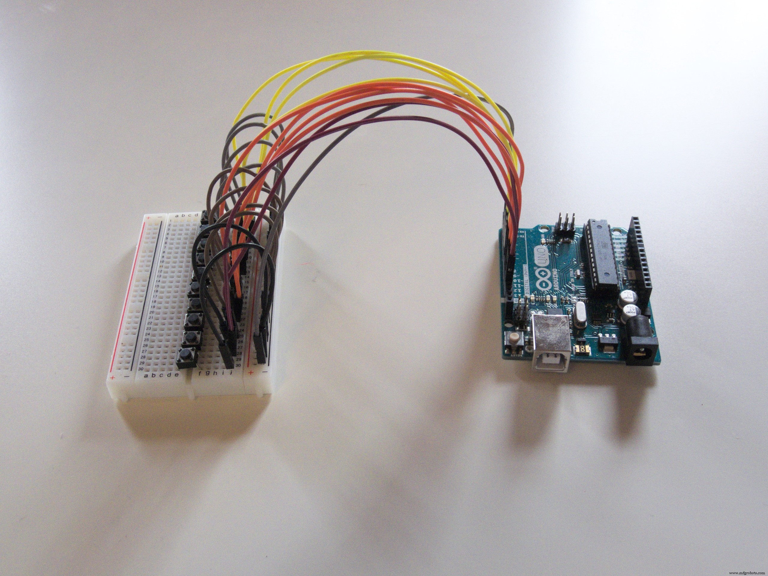 Efficiently Control 10 Buttons with a Single Interrupt on Arduino UNO