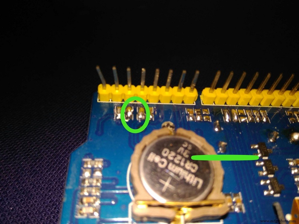 Advanced Hiking Tracker with Arduino: GPS, Sensors & Battery Pack