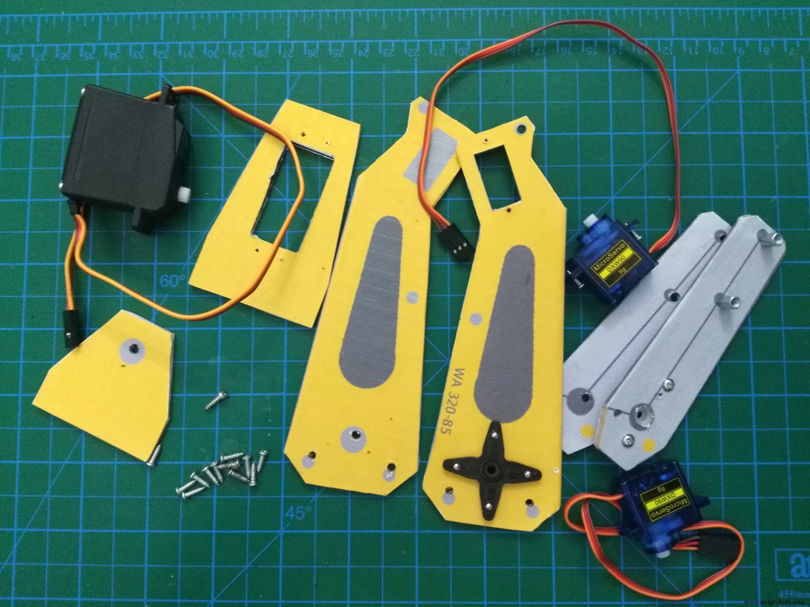 Build a Precise PC‑Controlled Robotic Arm with Arduino Nano & Tower Pro MG996R Servos