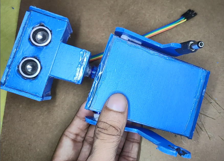 Build Your Own AI Assistant Robot Using Arduino & Python