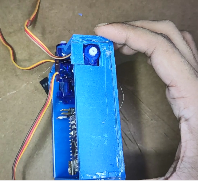 Build Your Own AI Assistant Robot Using Arduino & Python