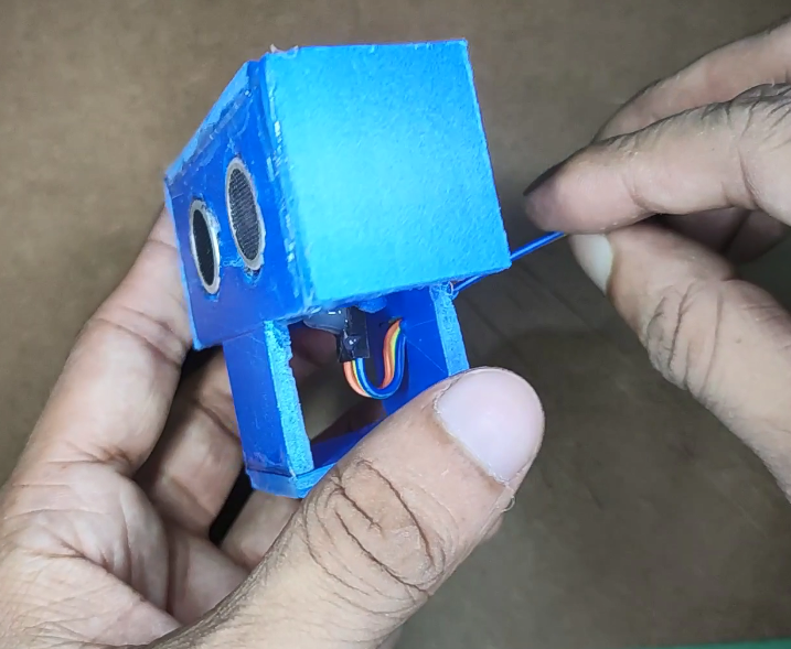 Build Your Own AI Assistant Robot Using Arduino & Python