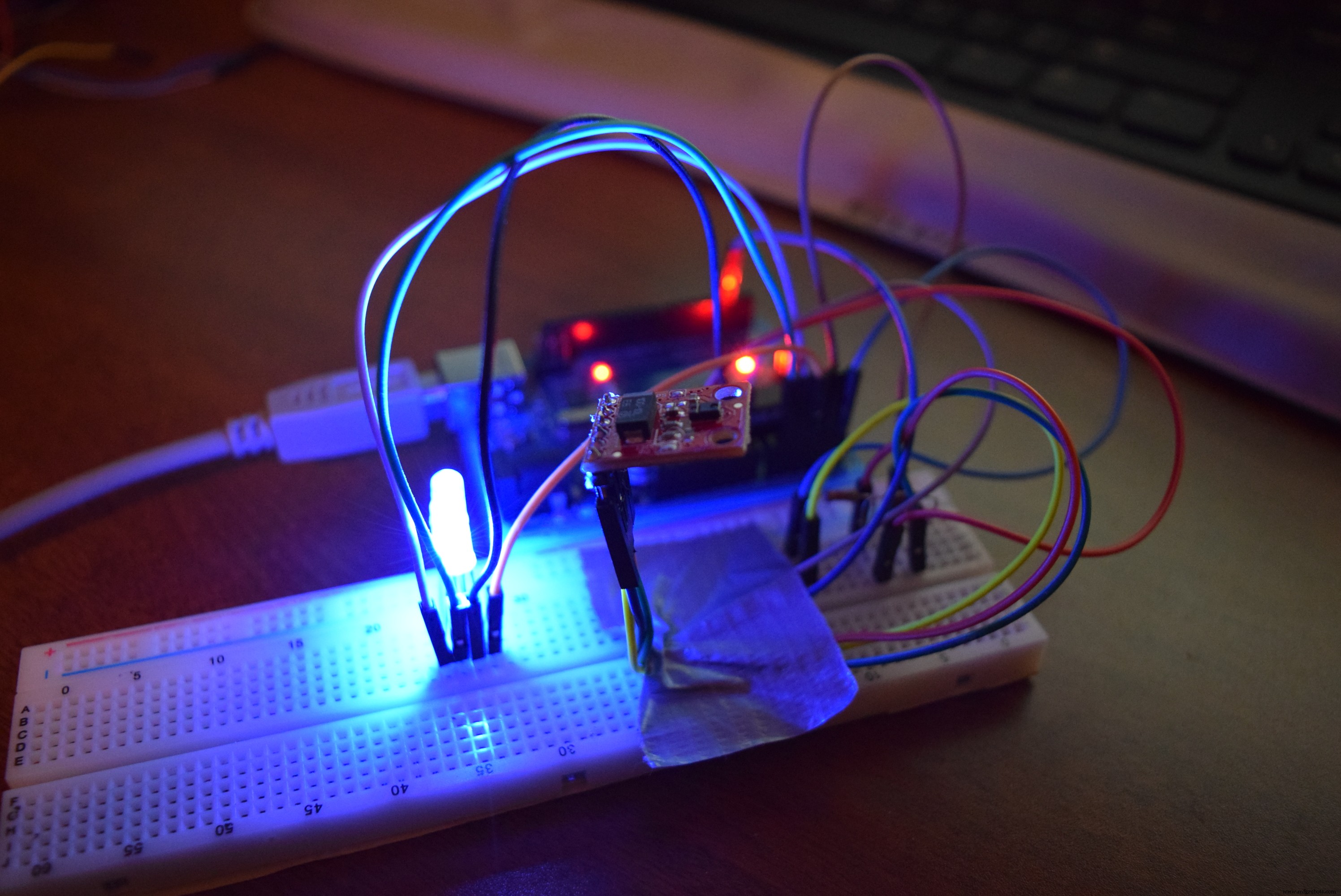Motion‑Activated RGB LED Color Changer – Arduino Project