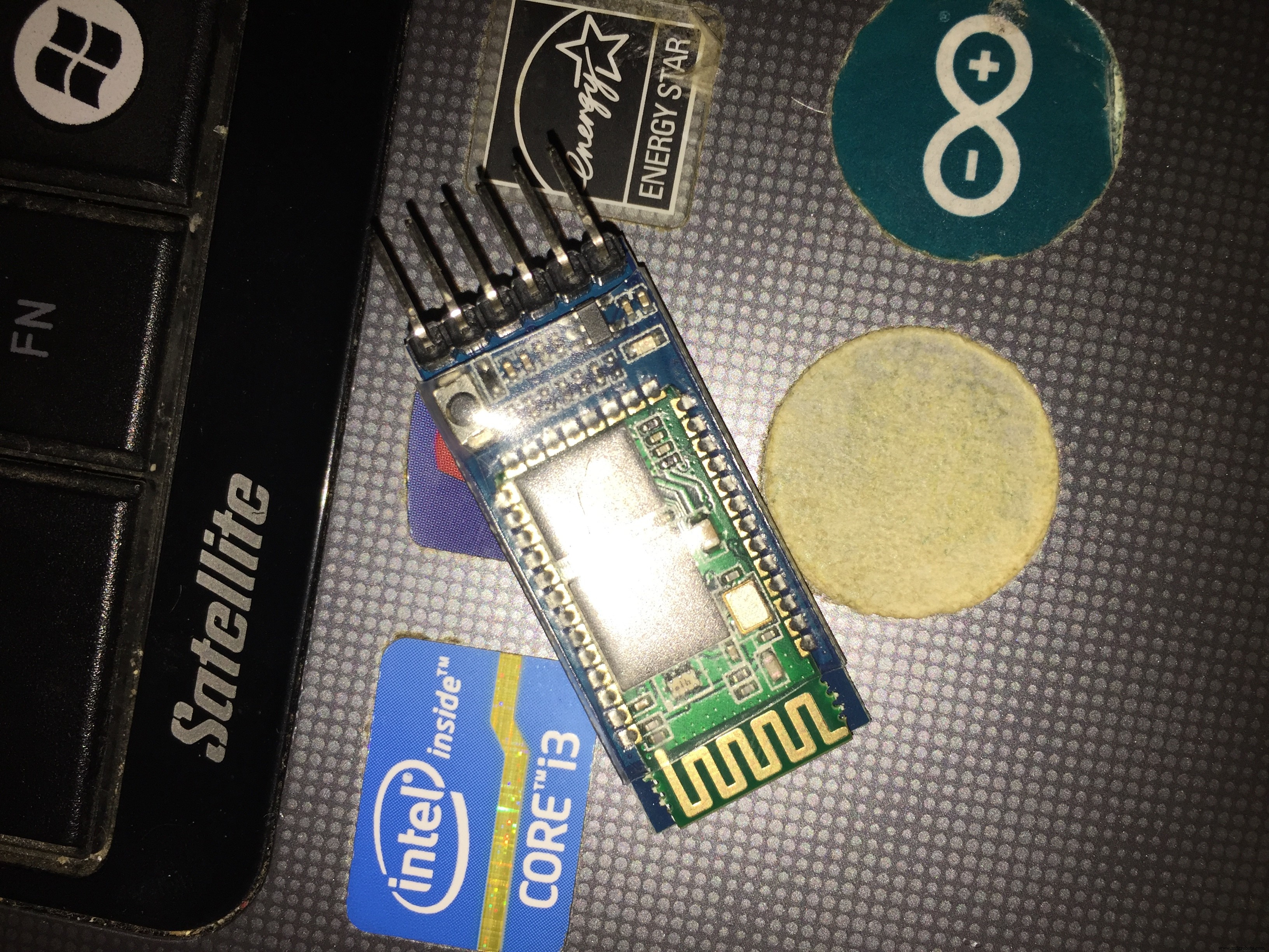 Bluetooth‑Controlled Pick‑and‑Place Robot Kit: Arduino UNO + 2‑DOF Arm & Smart Car Chassis