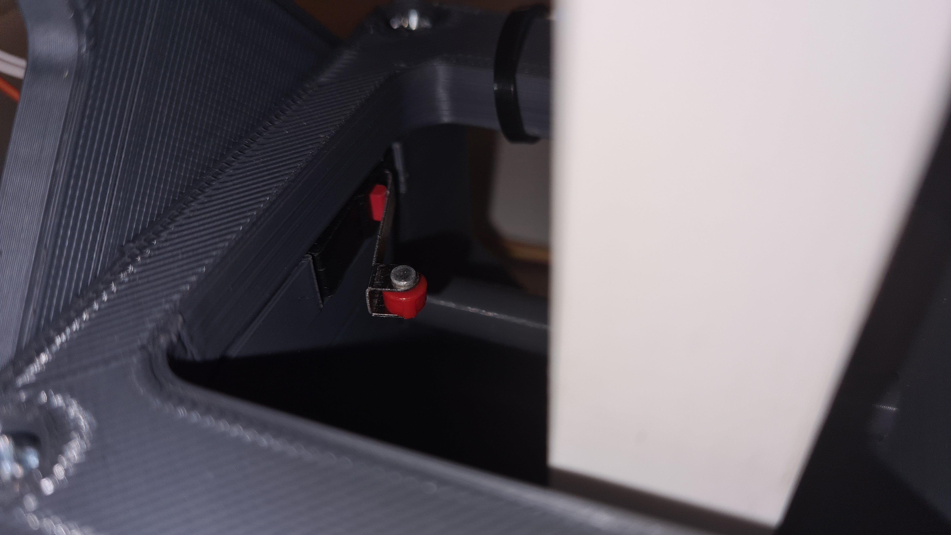 Smart Automatic Hand Sanitizer – Effortless Hygiene with Arduino-Controlled System