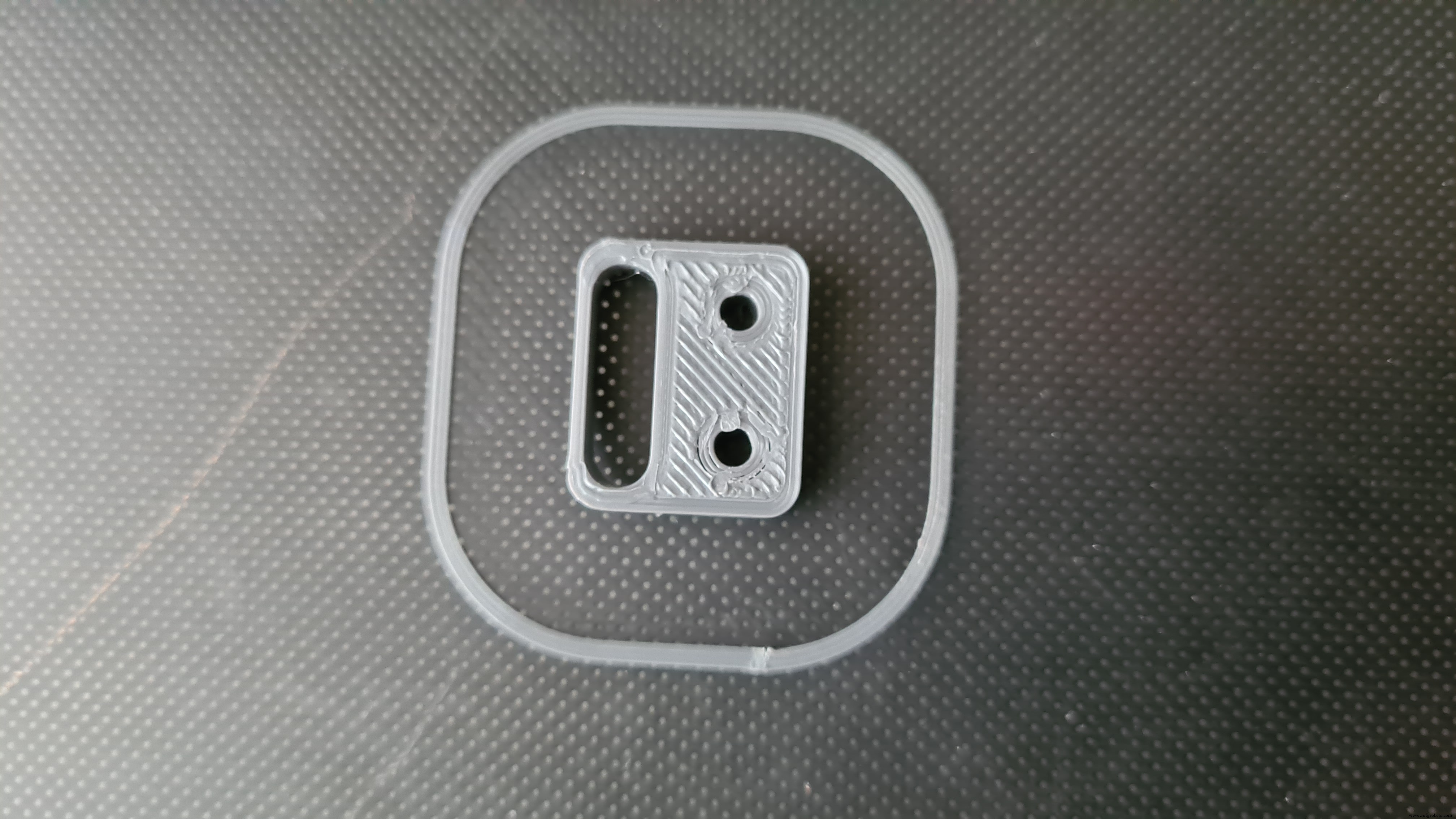 Smart Automatic Hand Sanitizer – Effortless Hygiene with Arduino-Controlled System