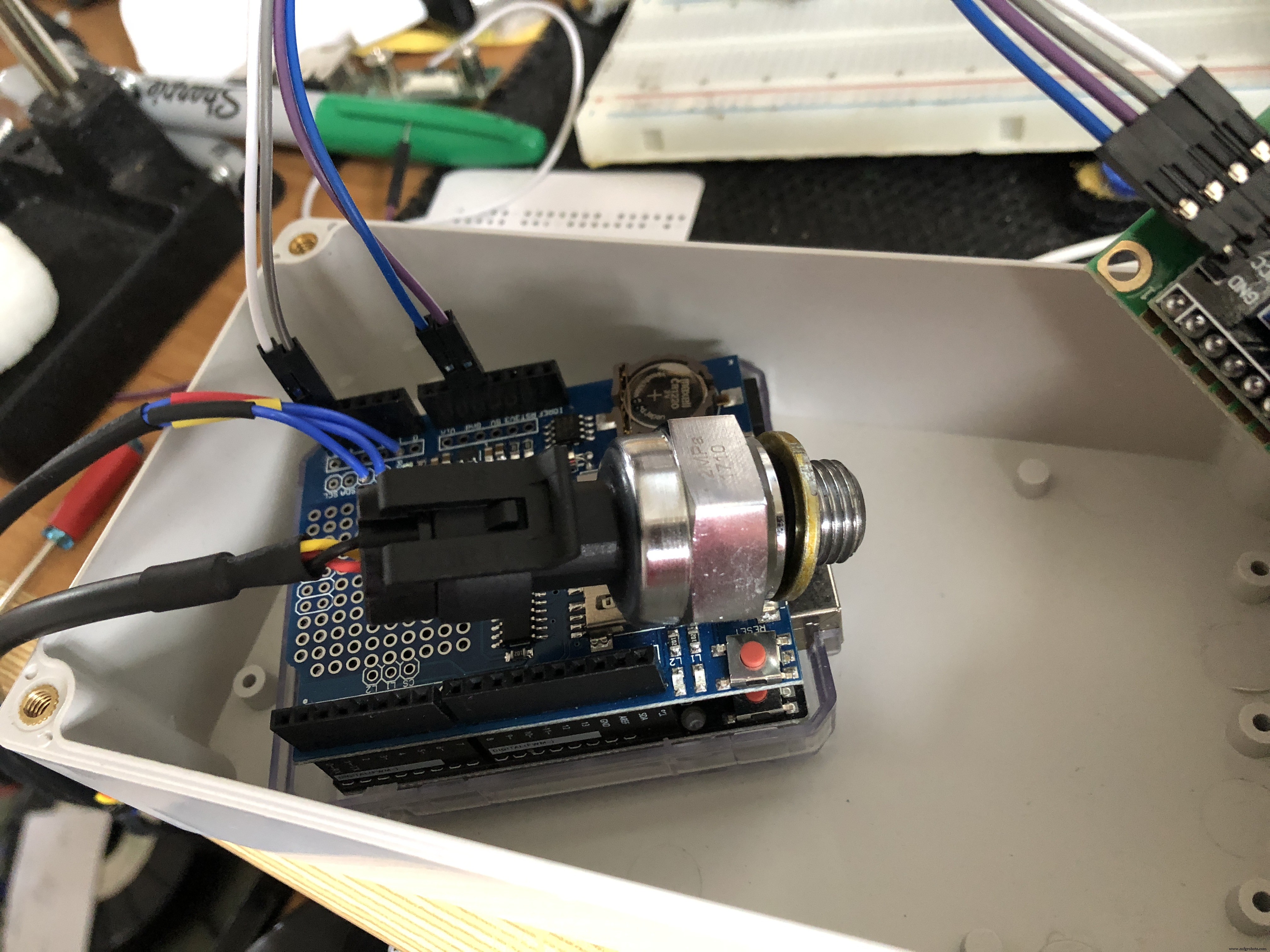 Arduino-Based Pressure Sensor & Data Logger for Accurate Air Pressure Monitoring