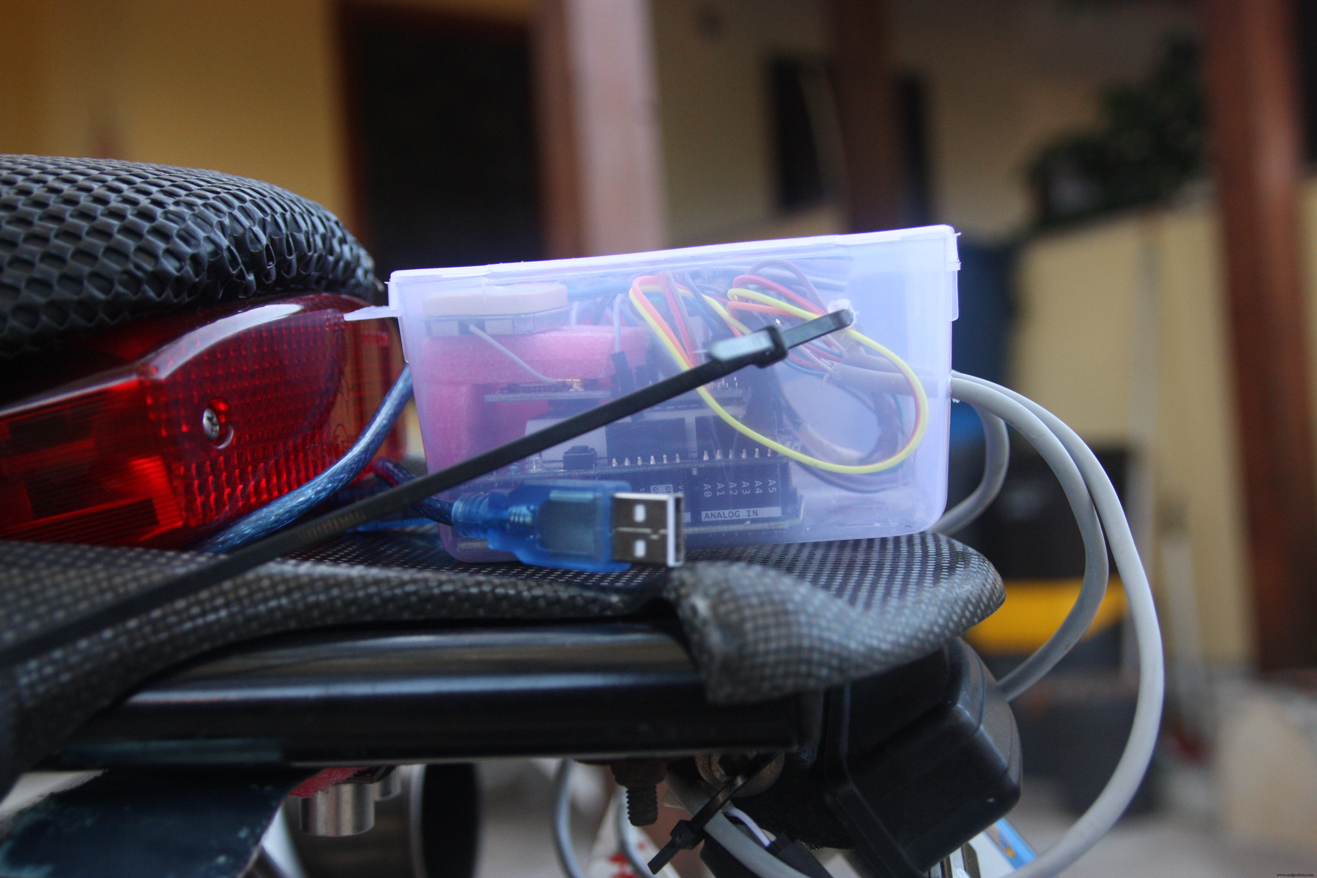 Real-Time Motorbike Telemetry System with Arduino, GPS, and Sensors