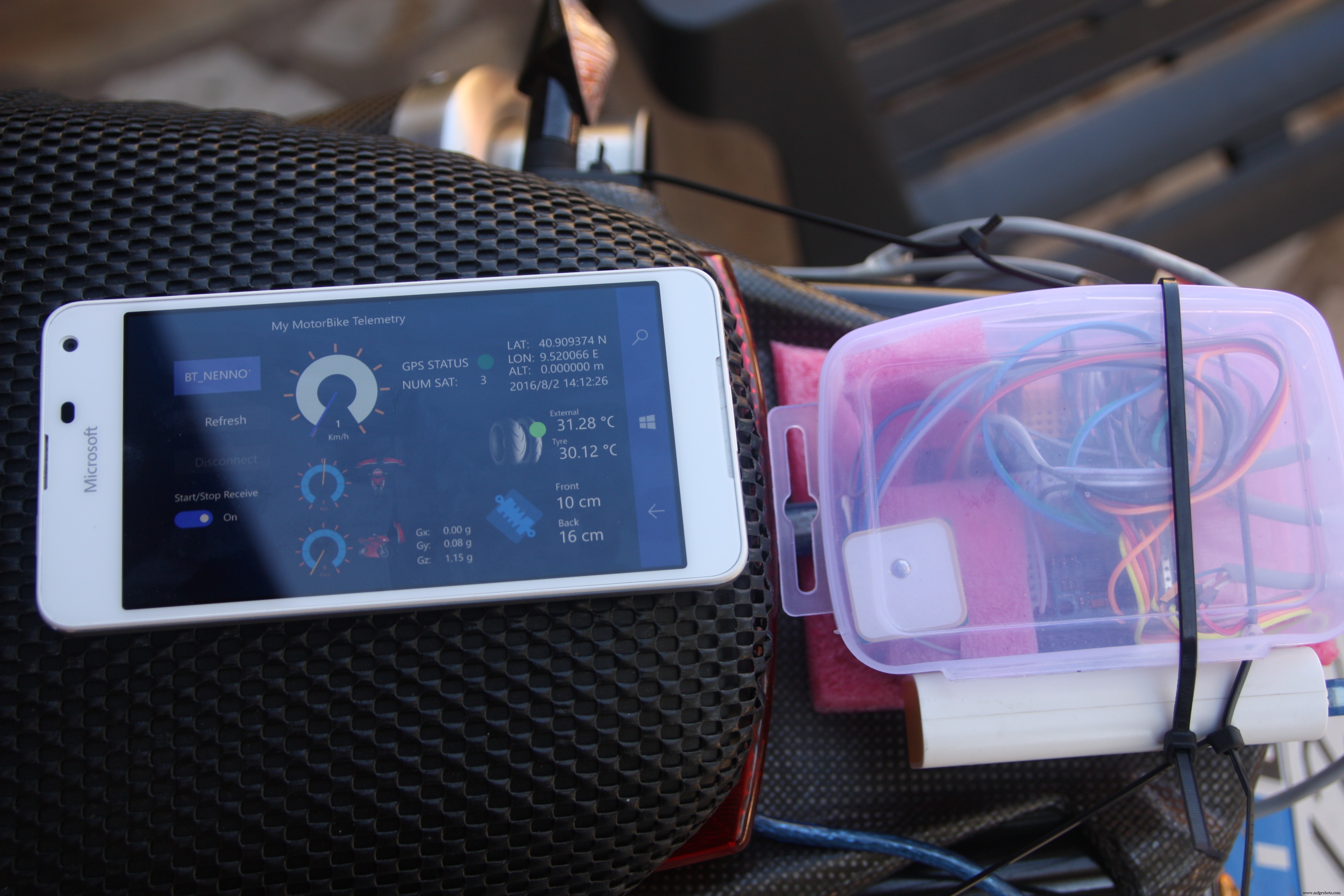 Real-Time Motorbike Telemetry System with Arduino, GPS, and Sensors