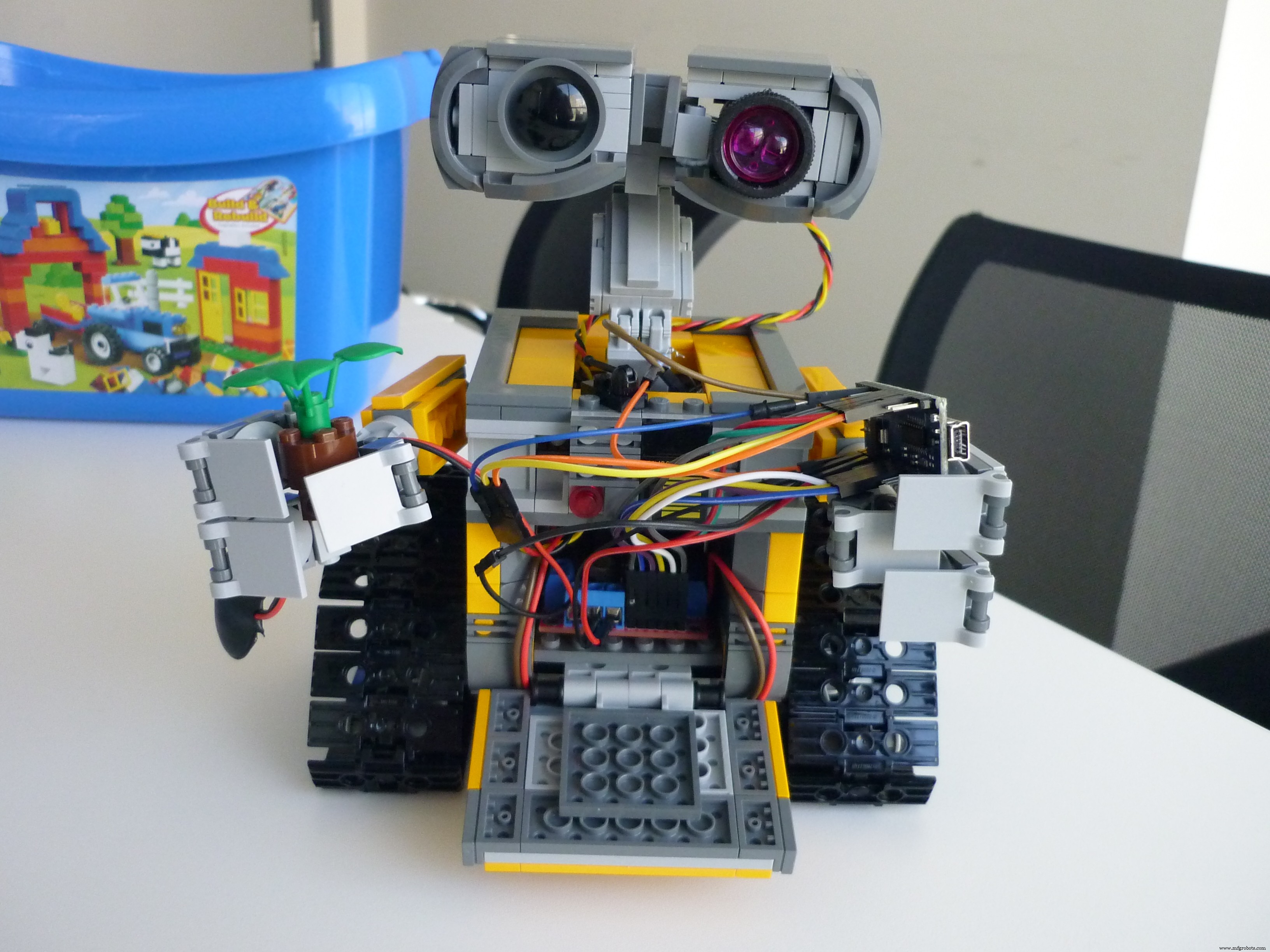 Build a LEGO Wall‑E Robot with Arduino Nano: A Step‑by‑Step Guide