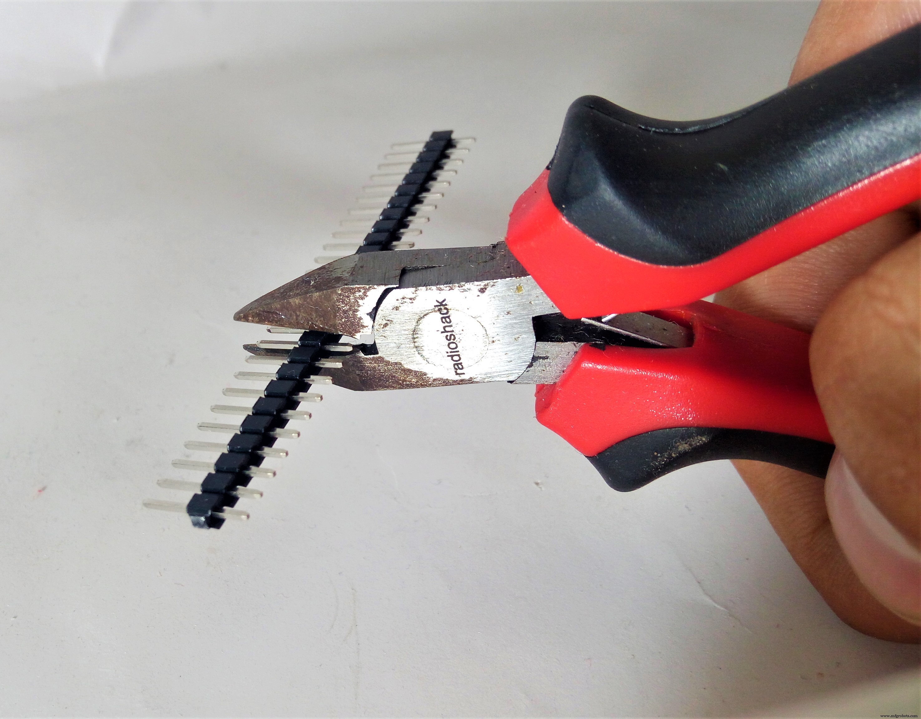 Health Band: Reliable Smart Wearable Assistant for Seniors