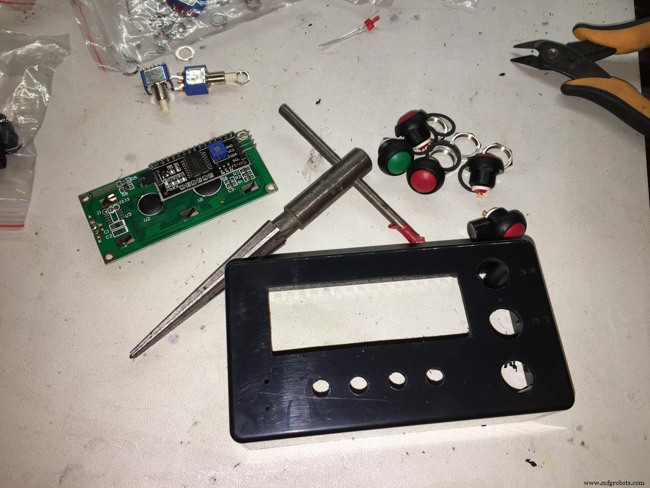 Build Your Own Smart Pet Feeder with Arduino Nano