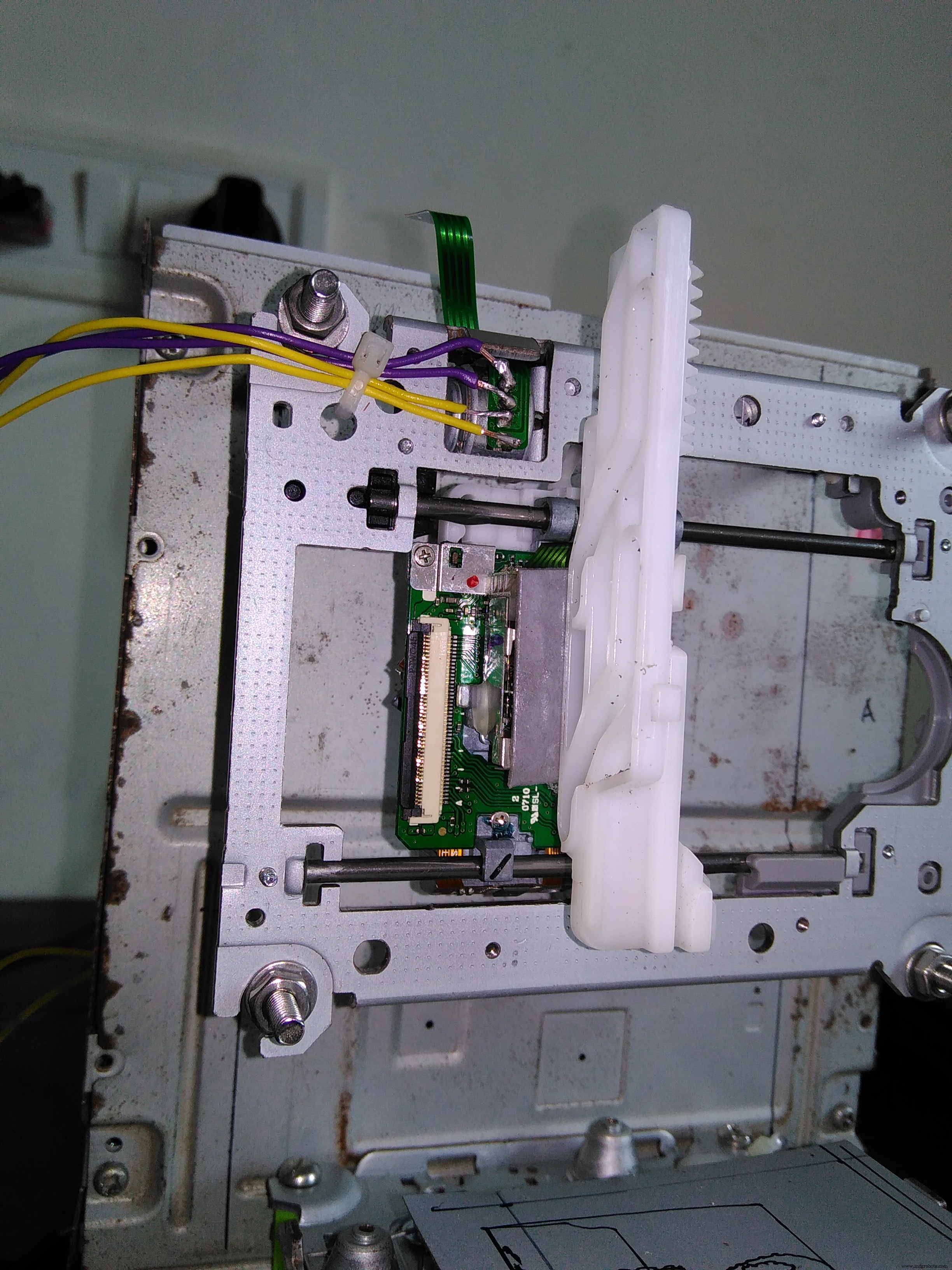 Build a Mini CNC 2D Plotter from a Scrap DVD Drive Using L293D Motor Shield