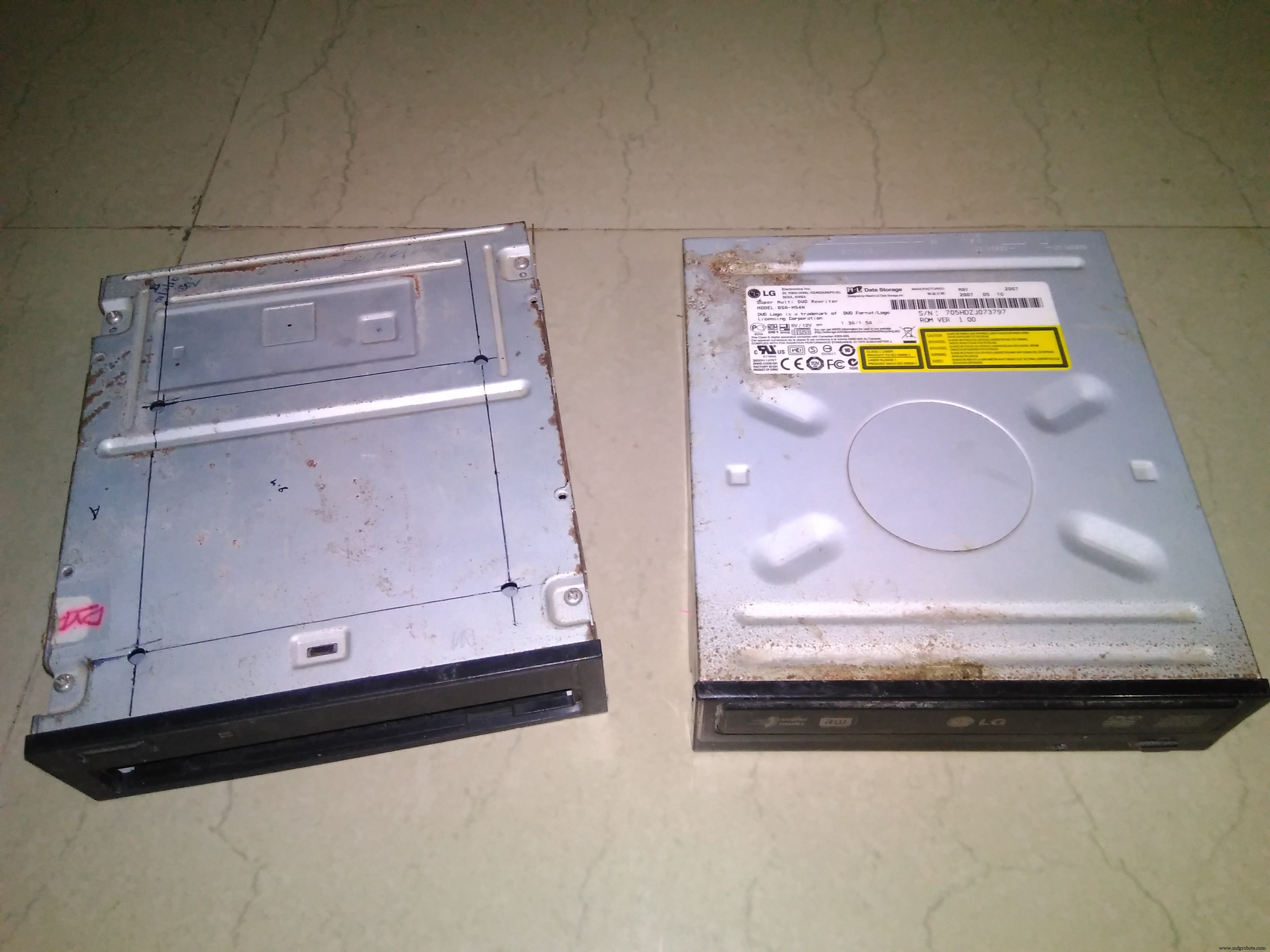 Build a Mini CNC 2D Plotter from a Scrap DVD Drive Using L293D Motor Shield