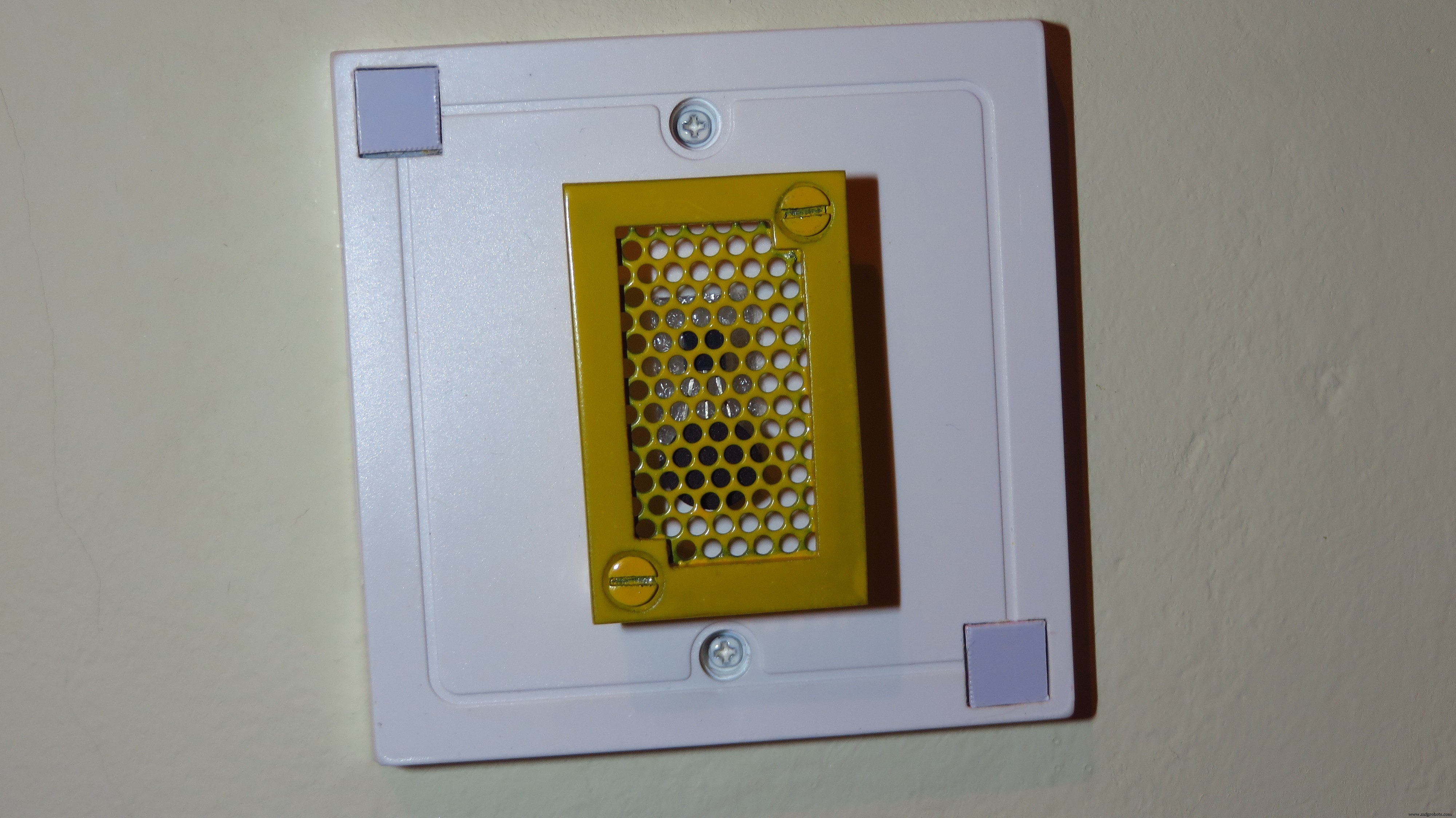 Bluetooth-Enabled Smart Thermostat & Lighting Control System