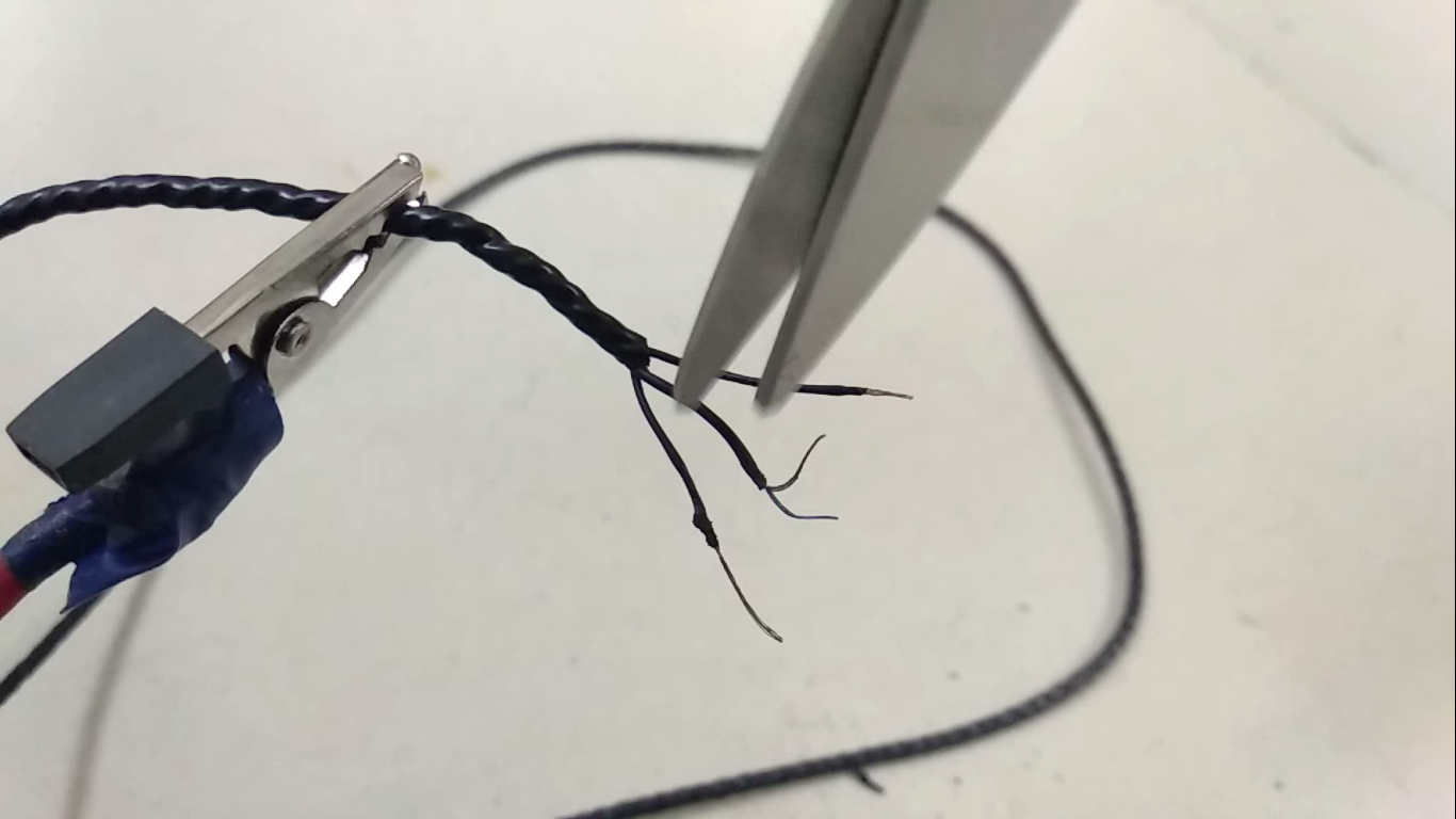 Android Motion‑Detection Camera Controlled by Arduino MCU