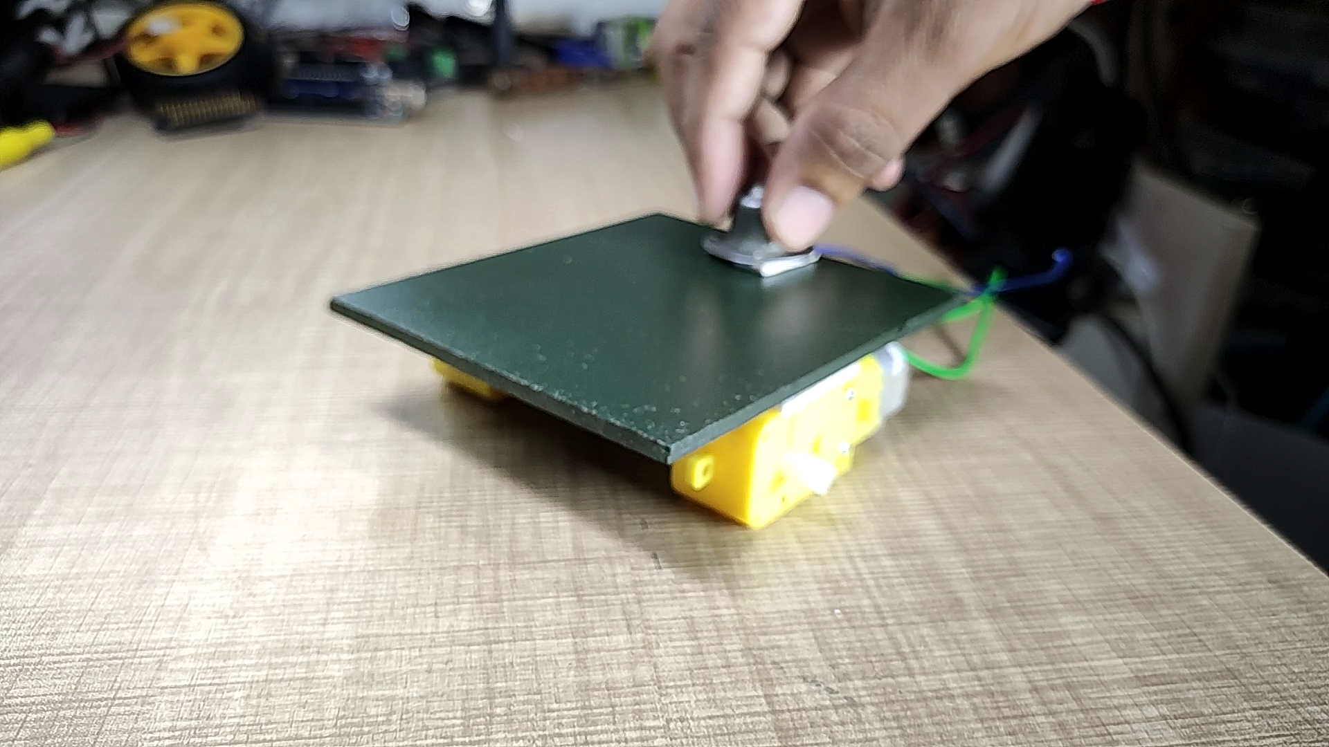 Build a Gesture‑Controlled Robot at Home with Arduino and MPU‑6050