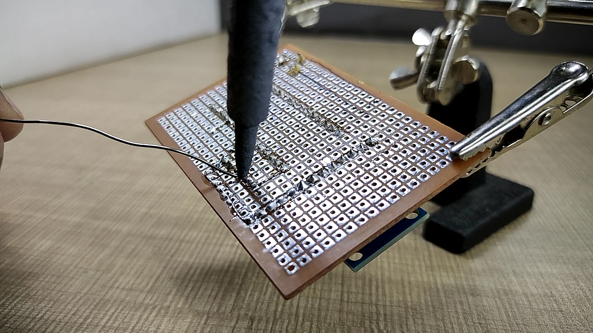 Build a Gesture‑Controlled Robot at Home with Arduino and MPU‑6050