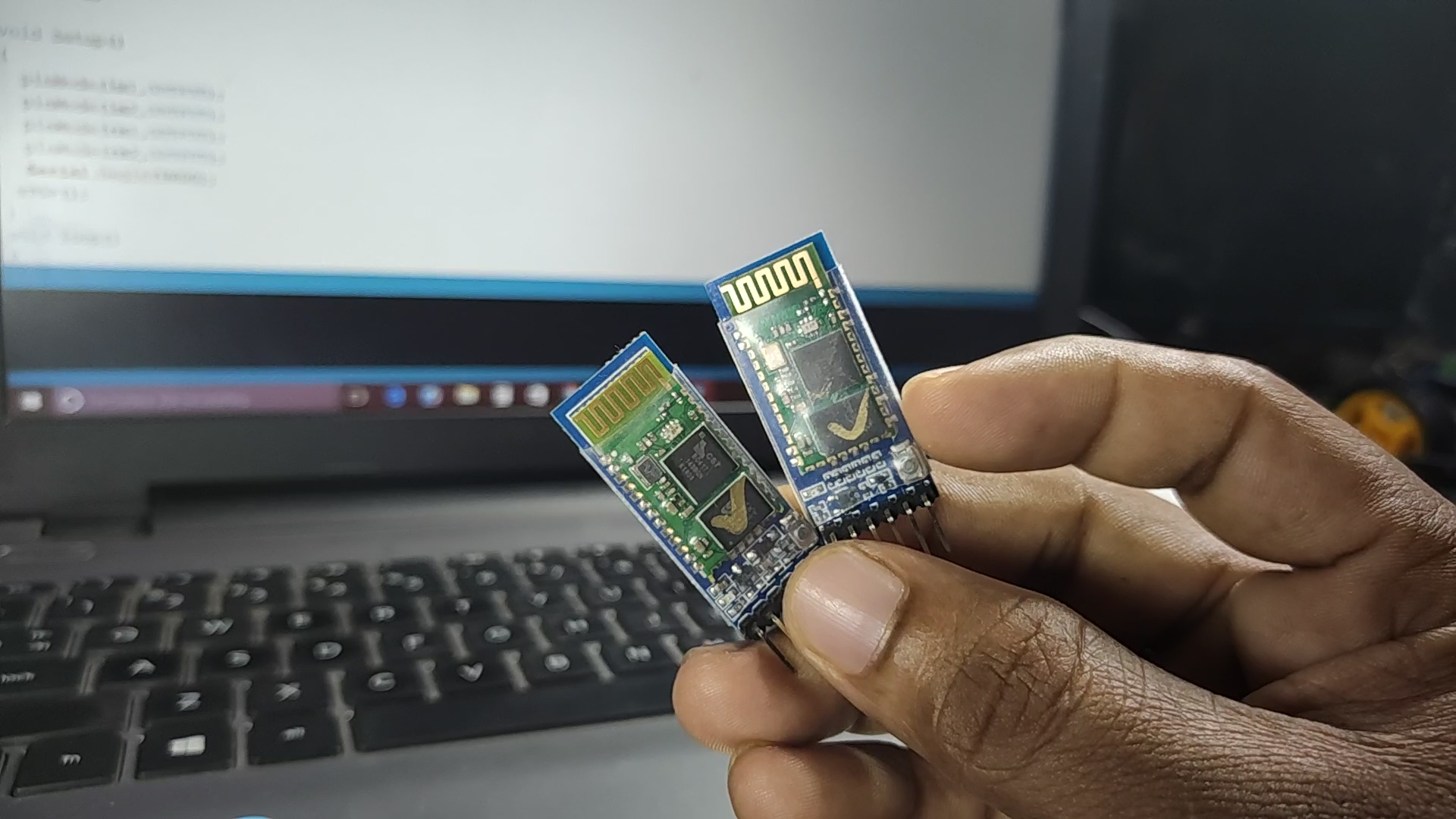 Build a Gesture‑Controlled Robot at Home with Arduino and MPU‑6050