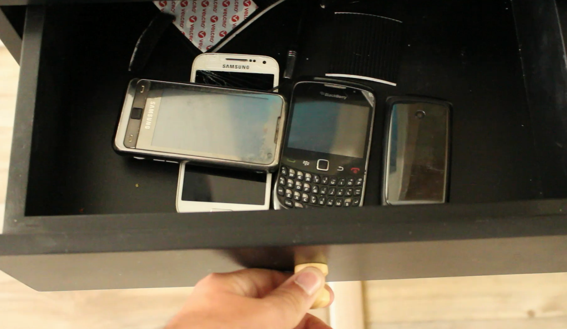 Why an Old Phone Beats Buying a GSM Module: A Smart, Cost‑Effective Alternative