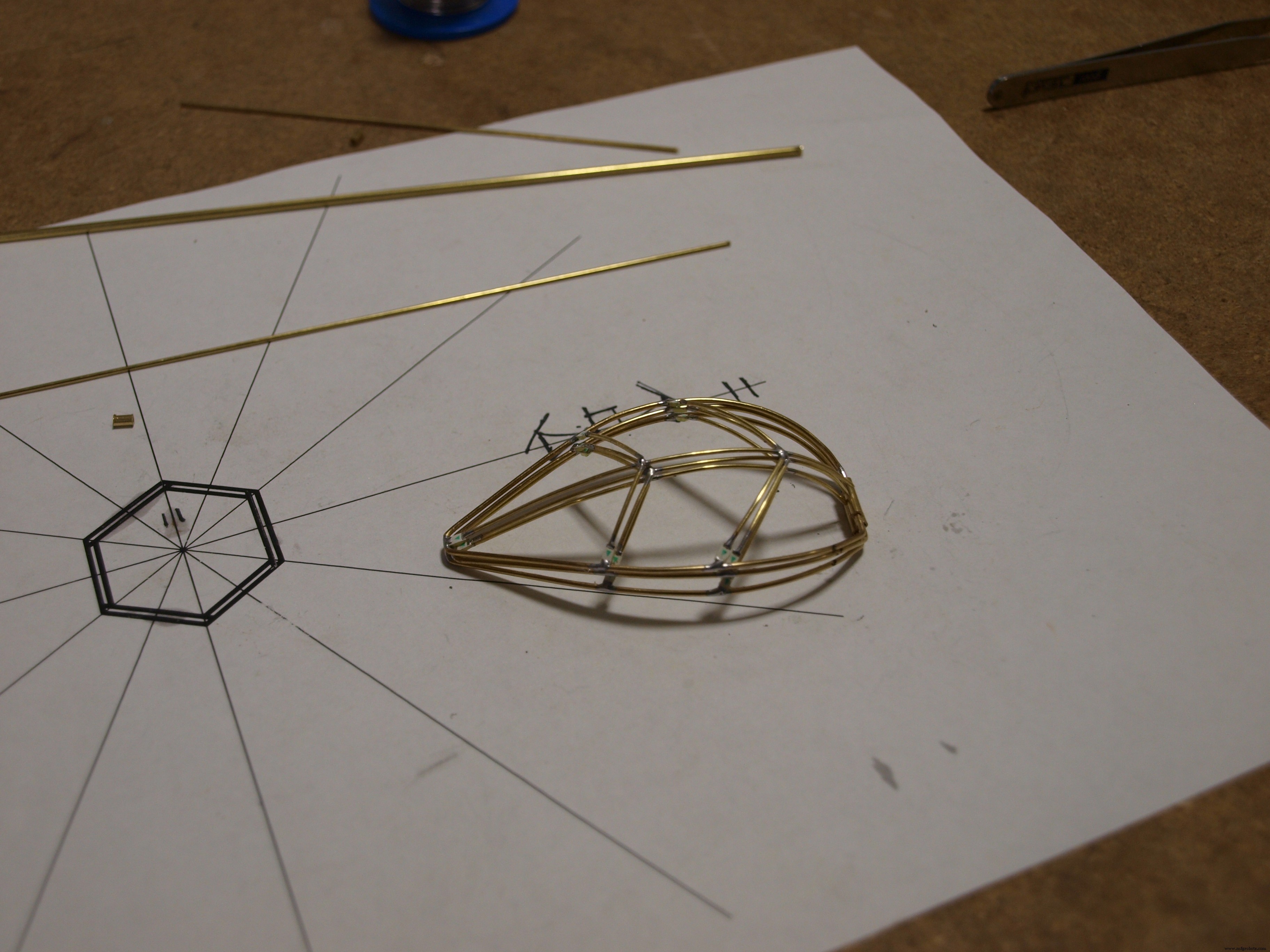 Ever Blooming Mechanical Tulip – Touch-Activated LED Flower