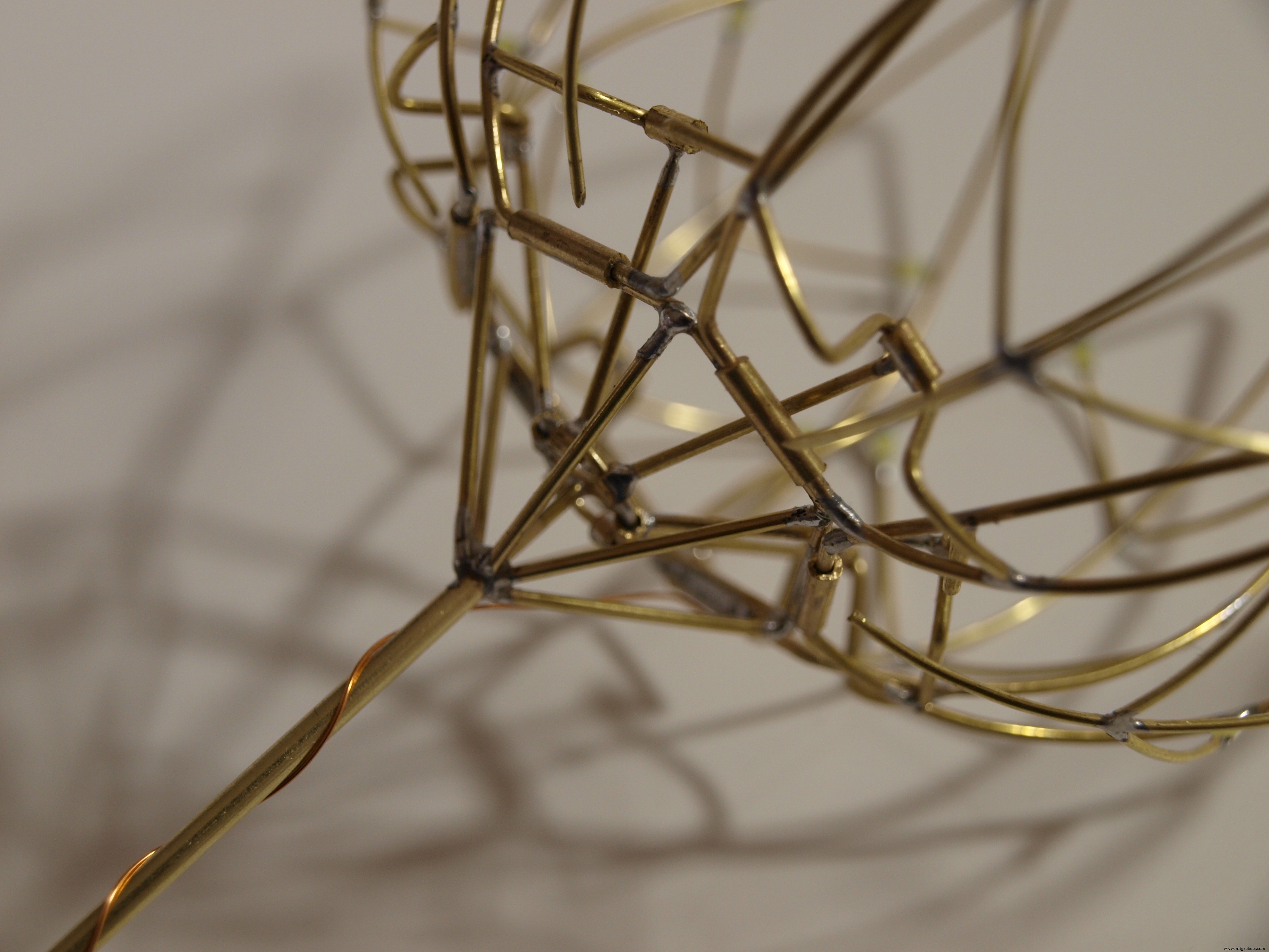 Ever Blooming Mechanical Tulip – Touch-Activated LED Flower