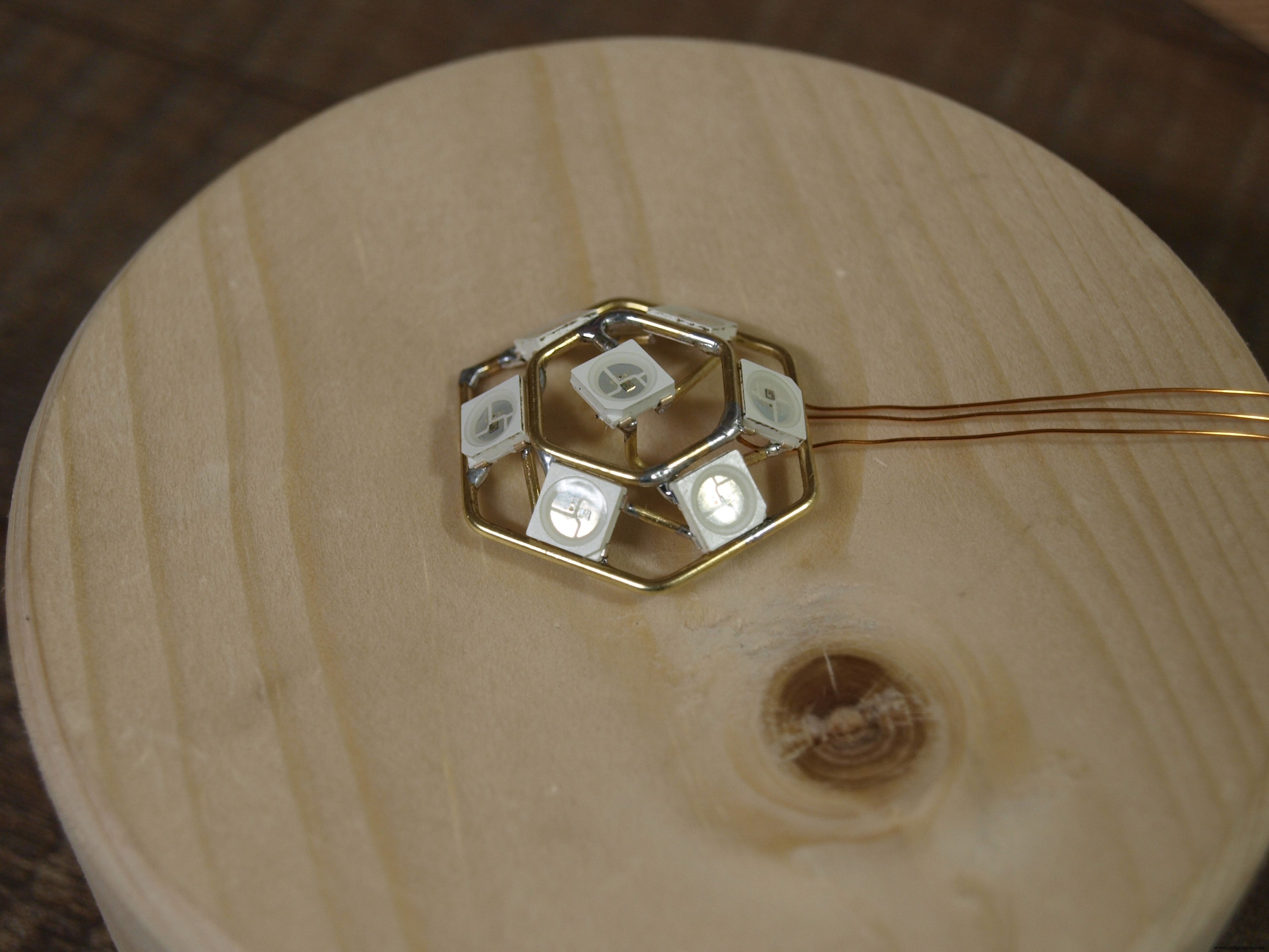 Ever Blooming Mechanical Tulip – Touch-Activated LED Flower