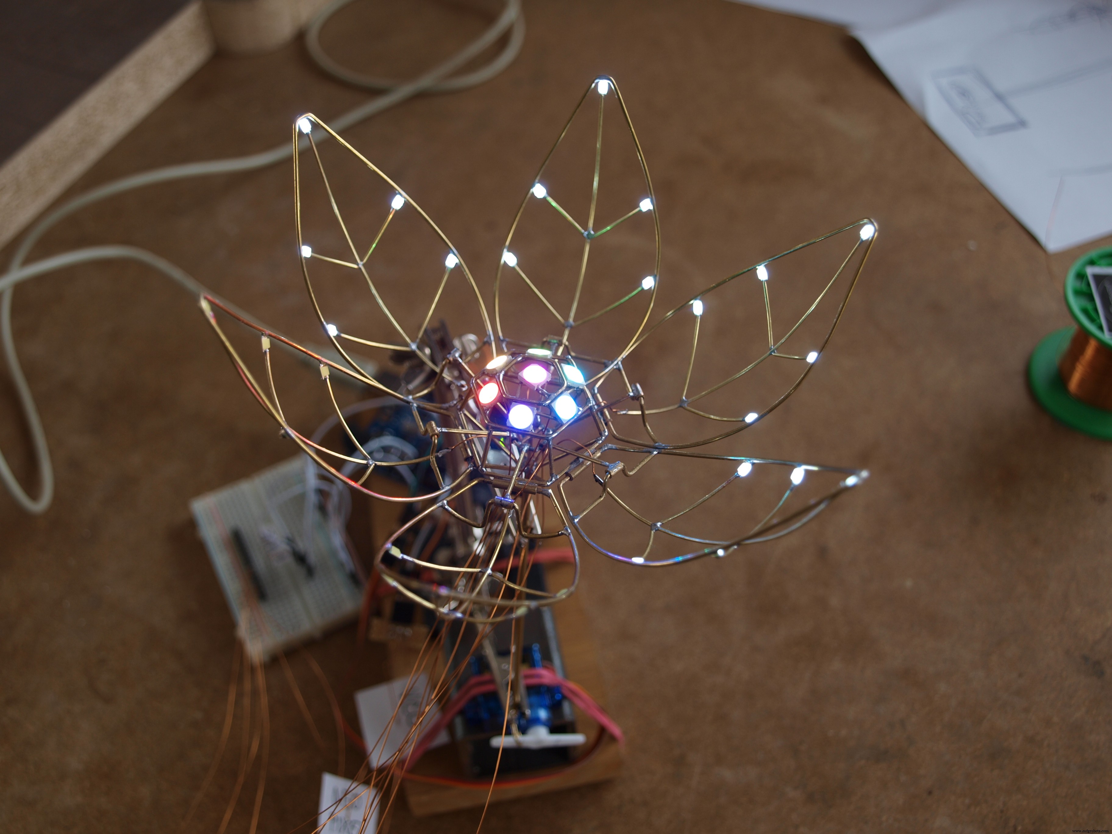 Ever Blooming Mechanical Tulip – Touch-Activated LED Flower