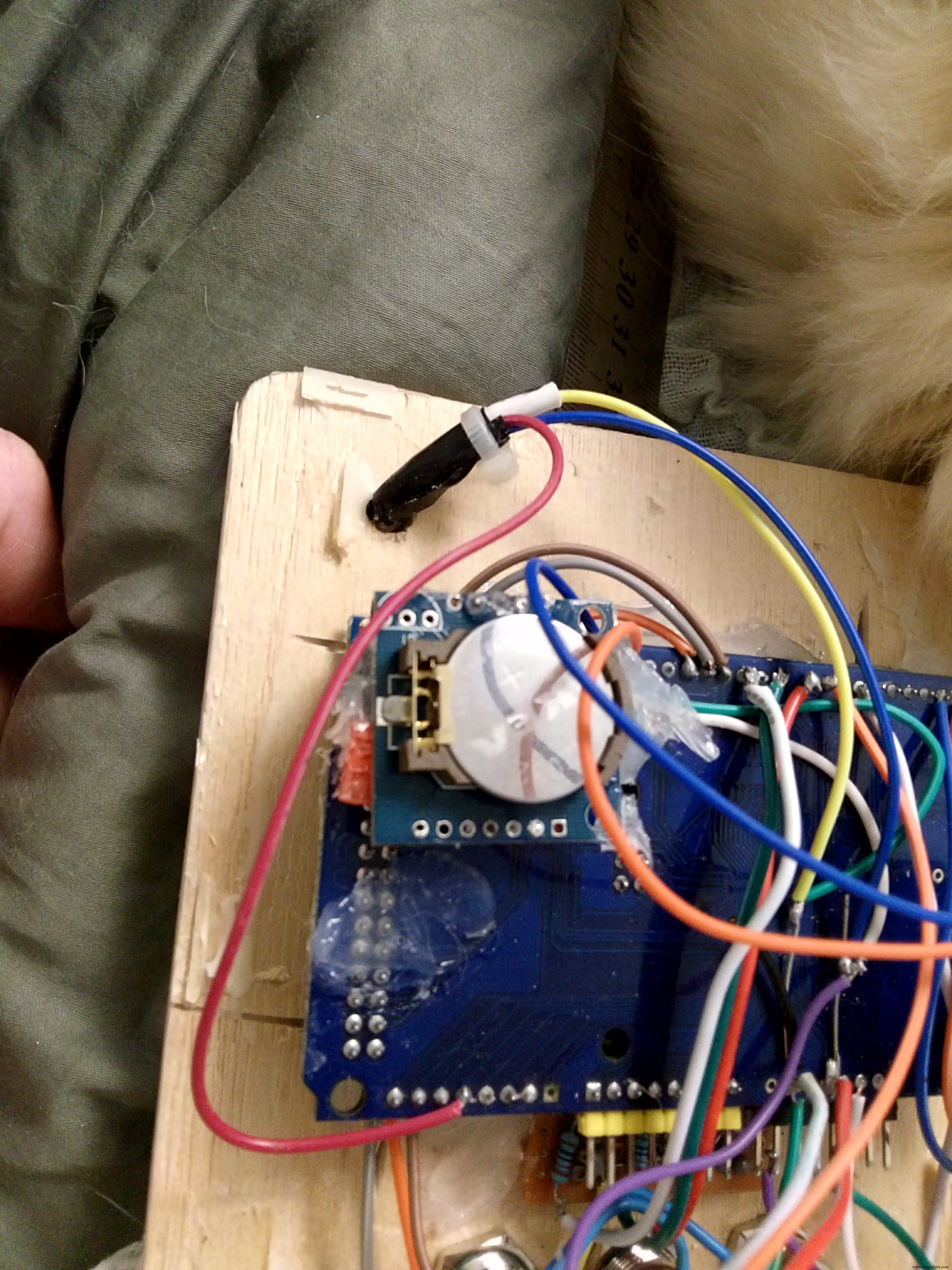 Air Surfer: DIY Air Quality Monitoring System with Arduino Mega 2560