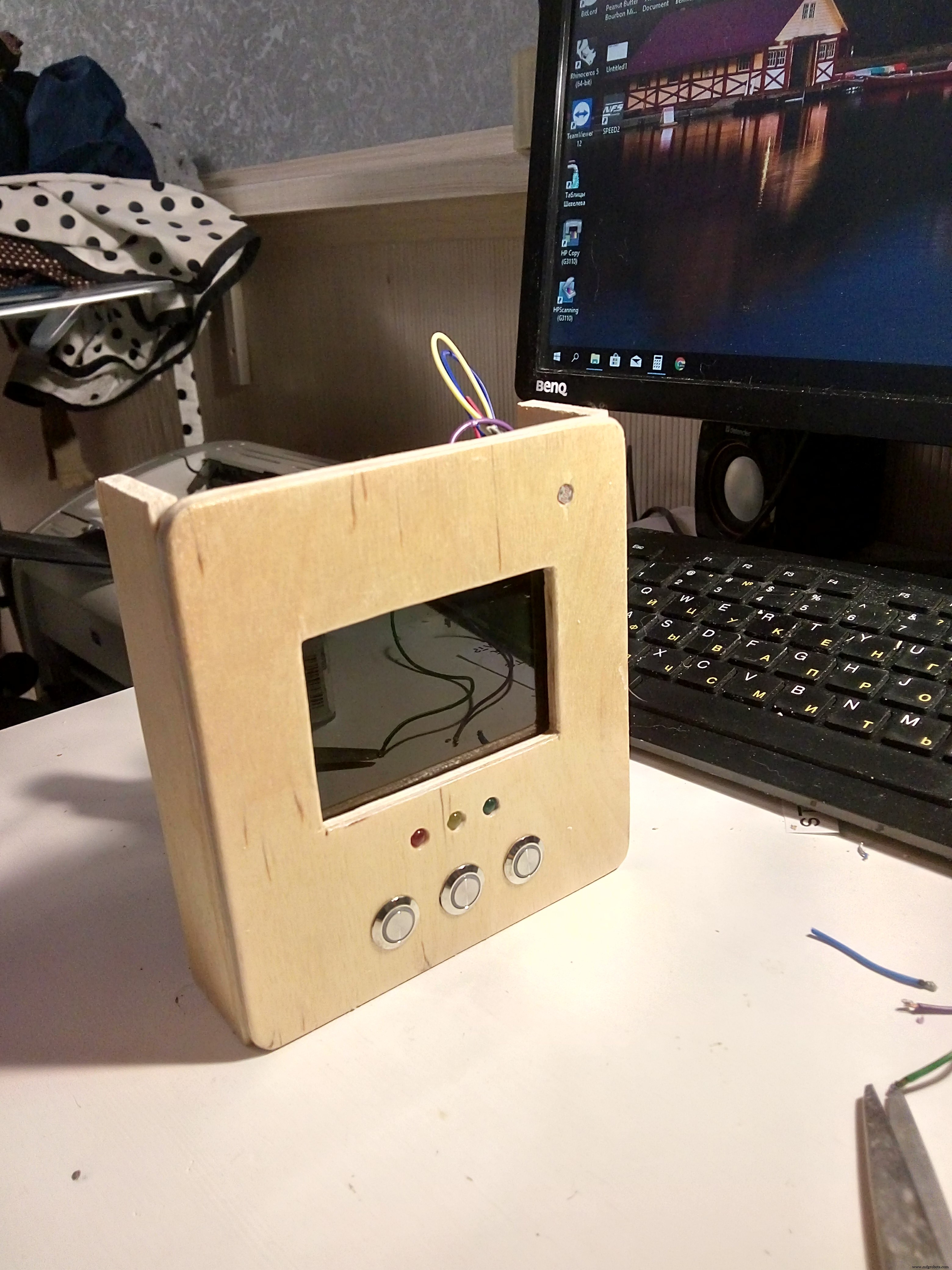 Air Surfer: DIY Air Quality Monitoring System with Arduino Mega 2560