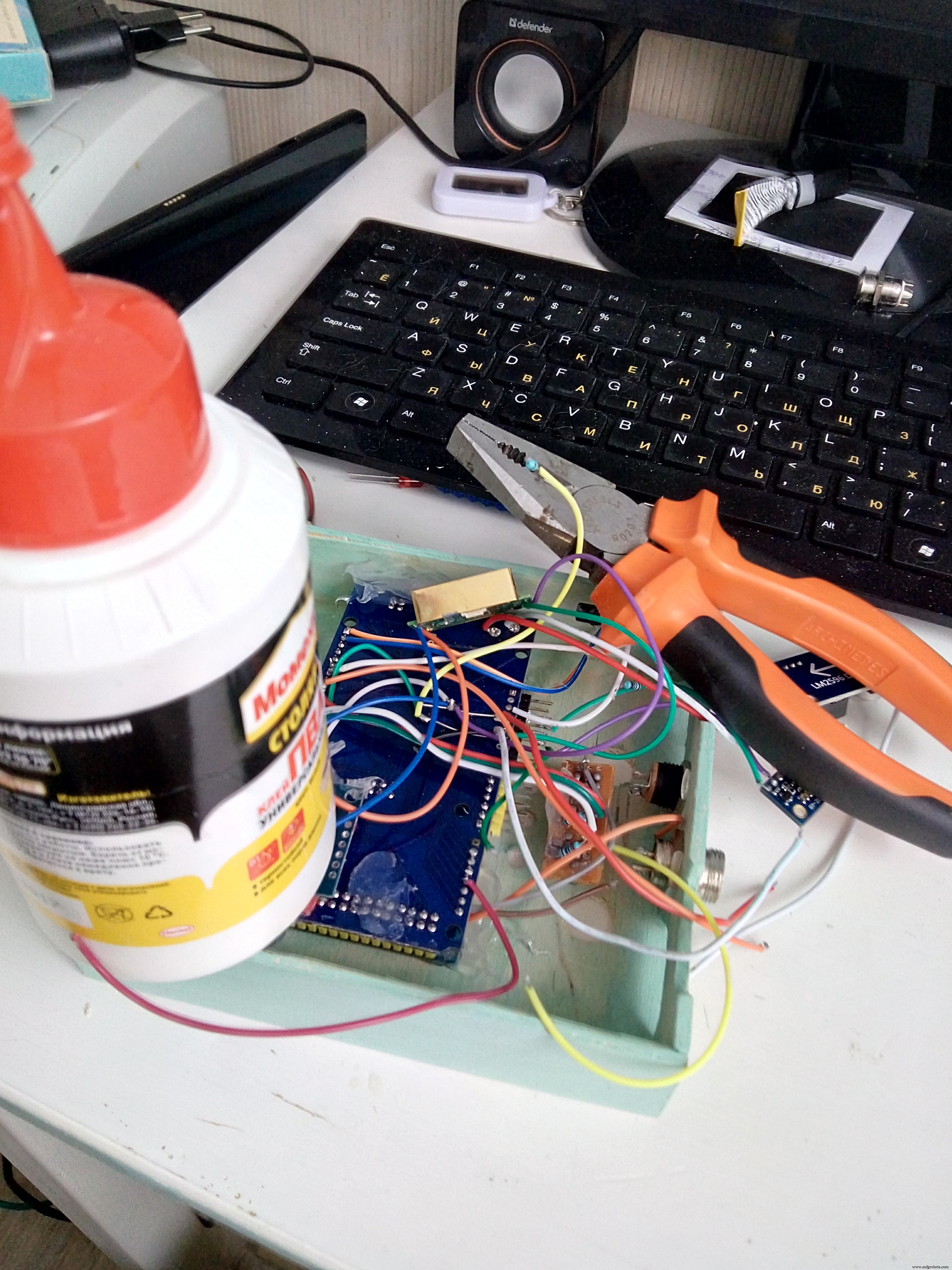 Air Surfer: DIY Air Quality Monitoring System with Arduino Mega 2560