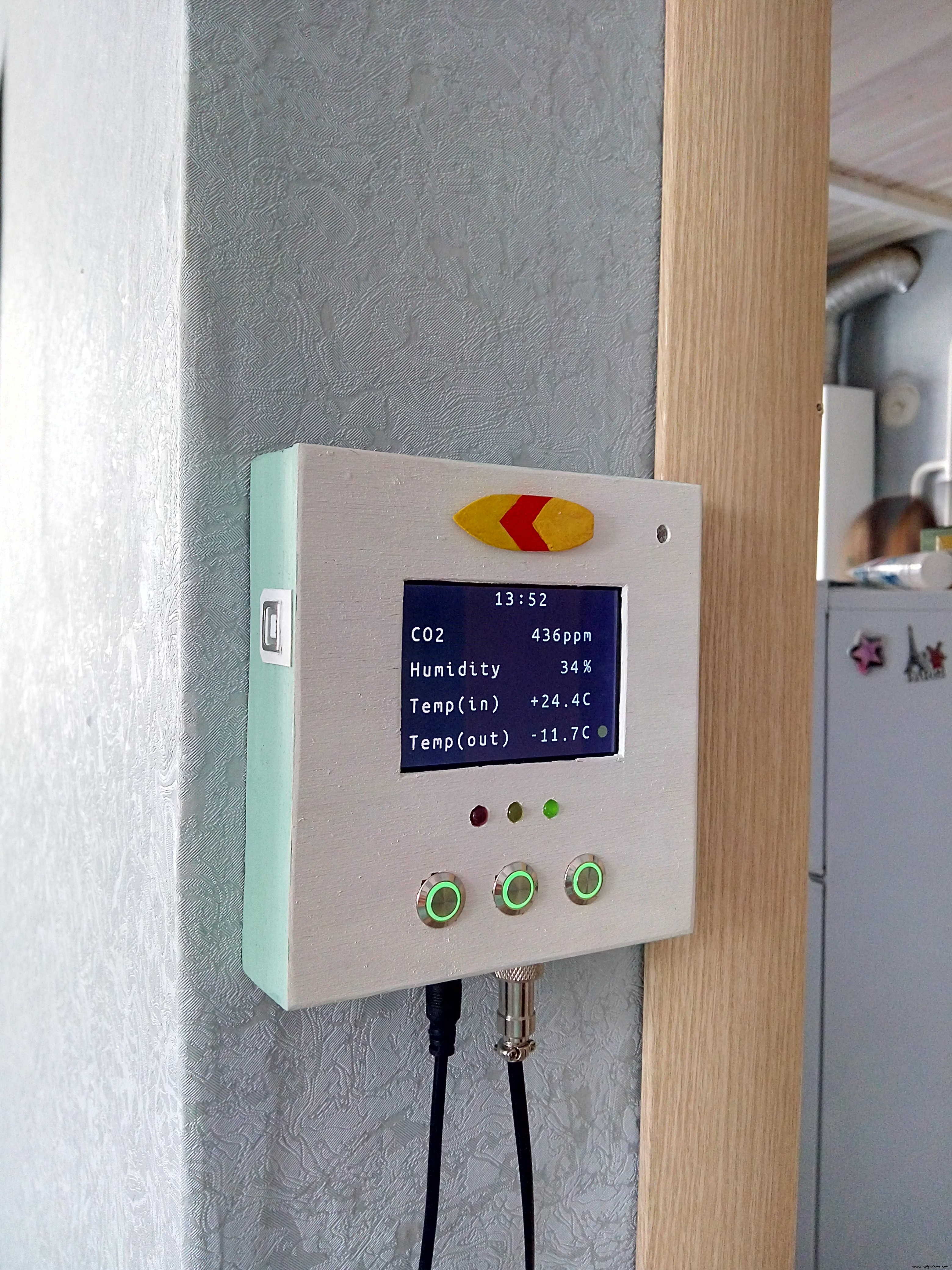 Air Surfer: DIY Air Quality Monitoring System with Arduino Mega 2560