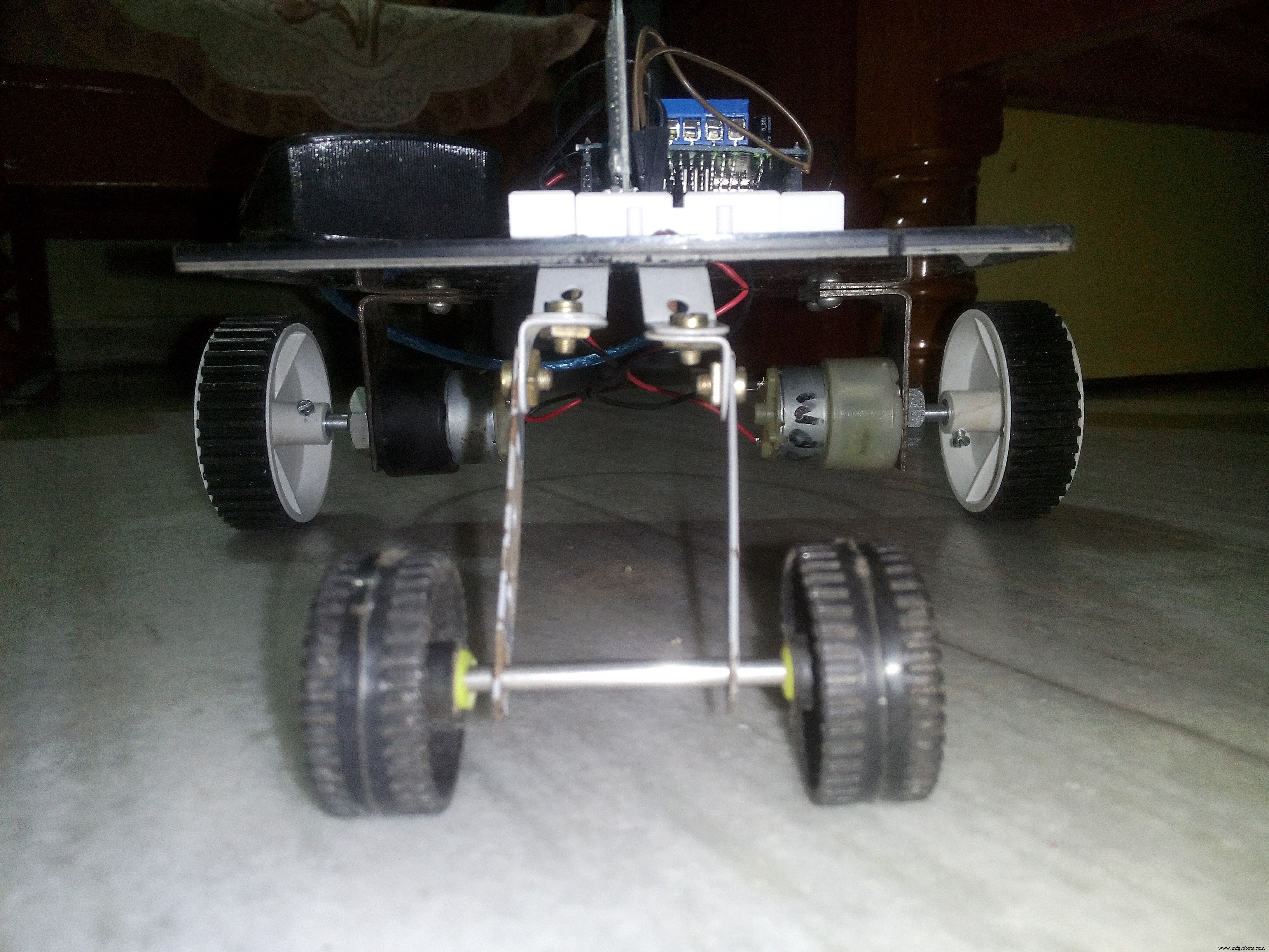 Bluetooth‑Controlled Car: DIY Arduino Remote Vehicle