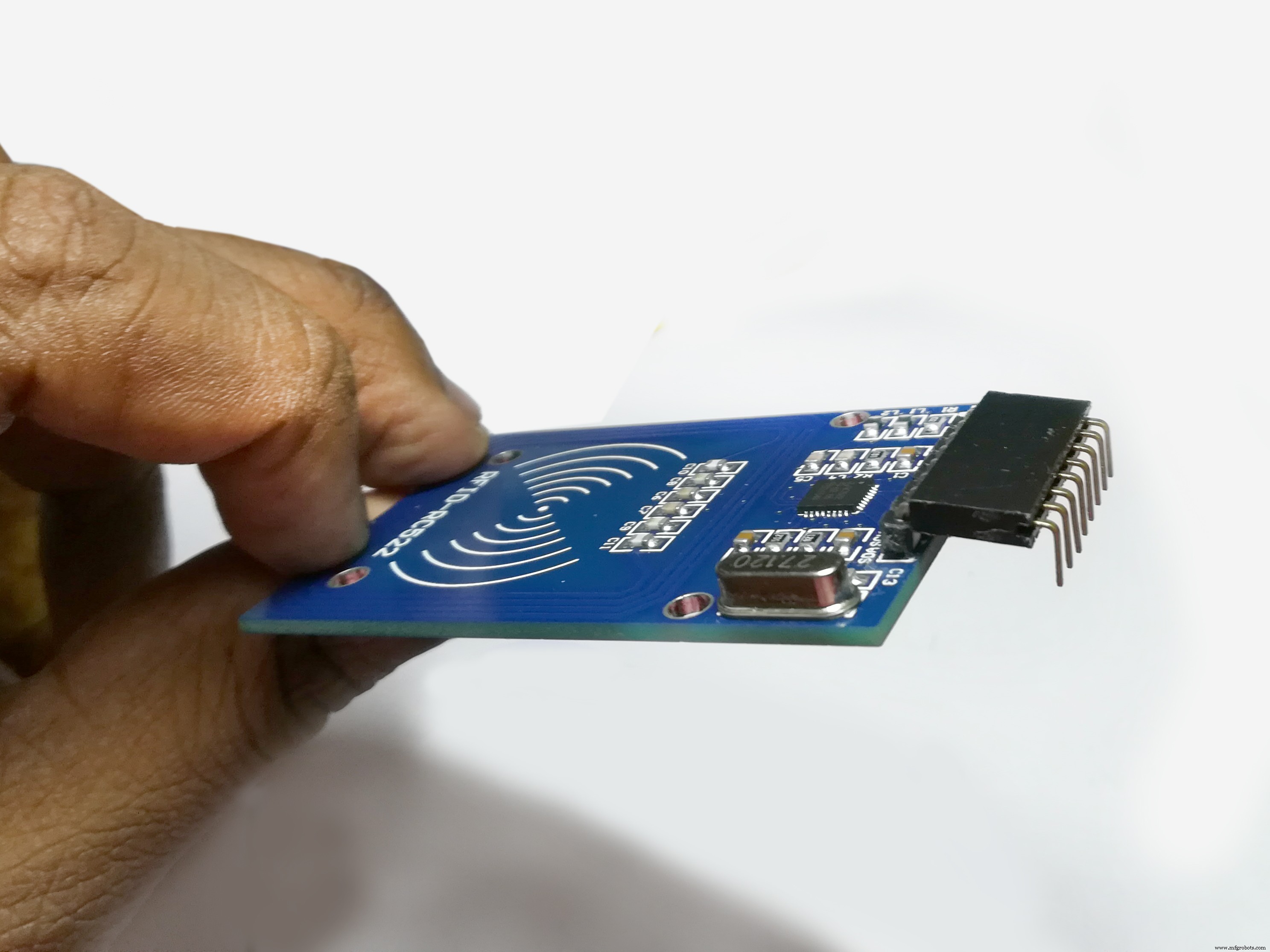 Effortless Windows PC Security: RFID Lock & Unlock System