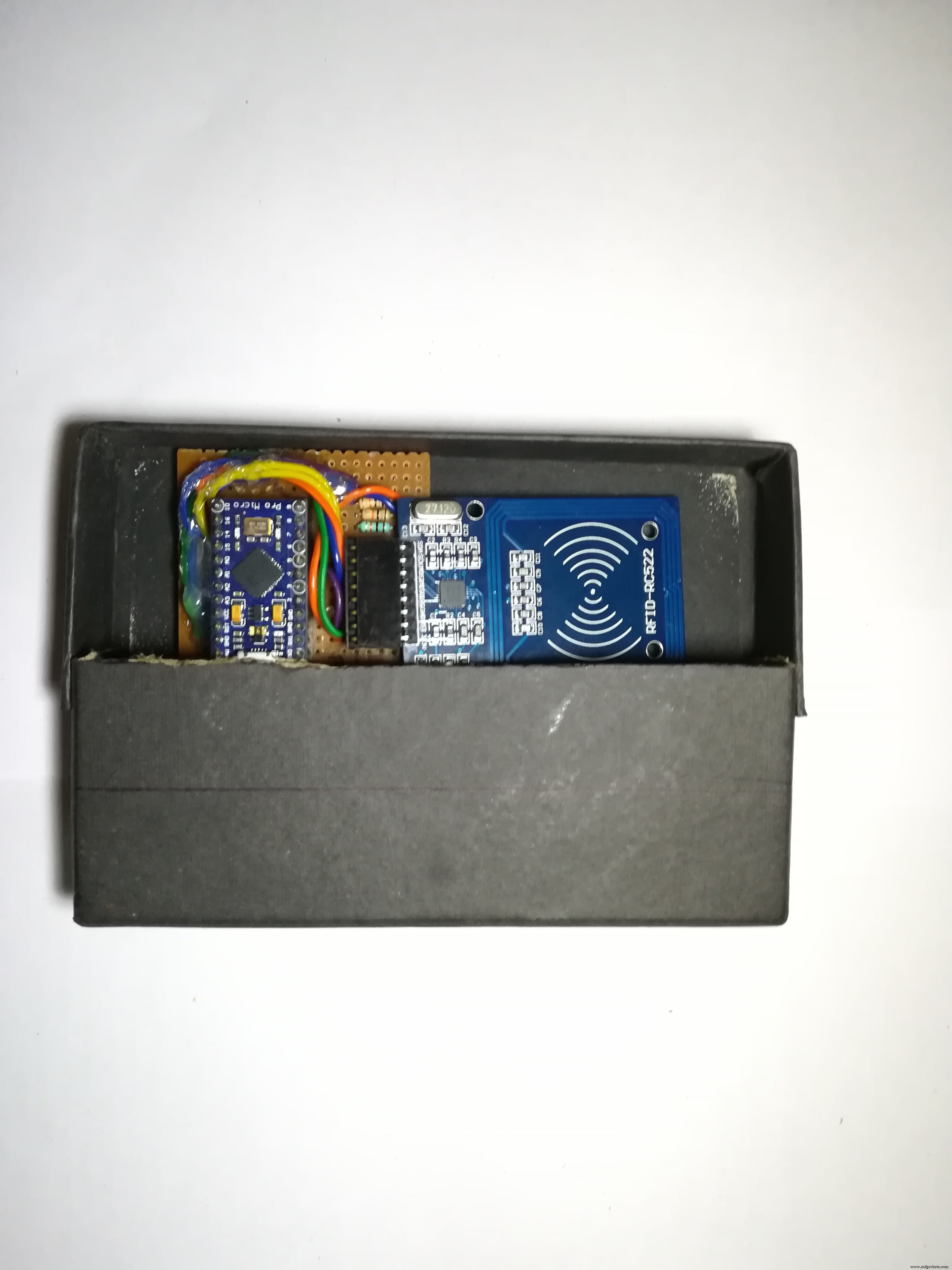 Effortless Windows PC Security: RFID Lock & Unlock System