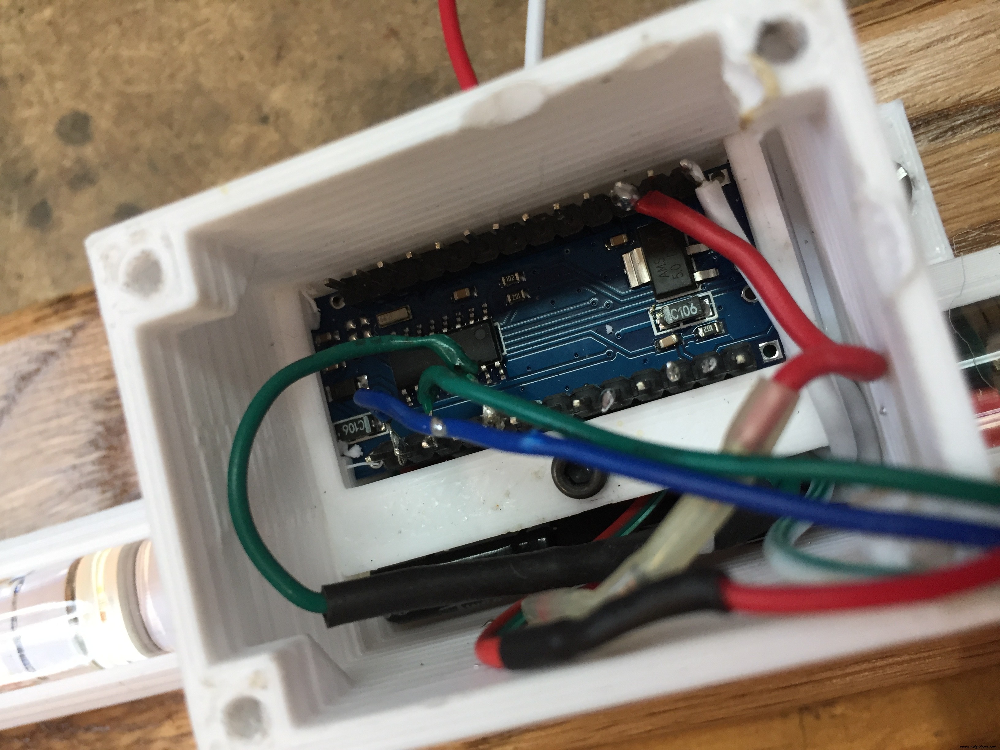 Smart Garage Parking Assistant with RGB LED Feedback