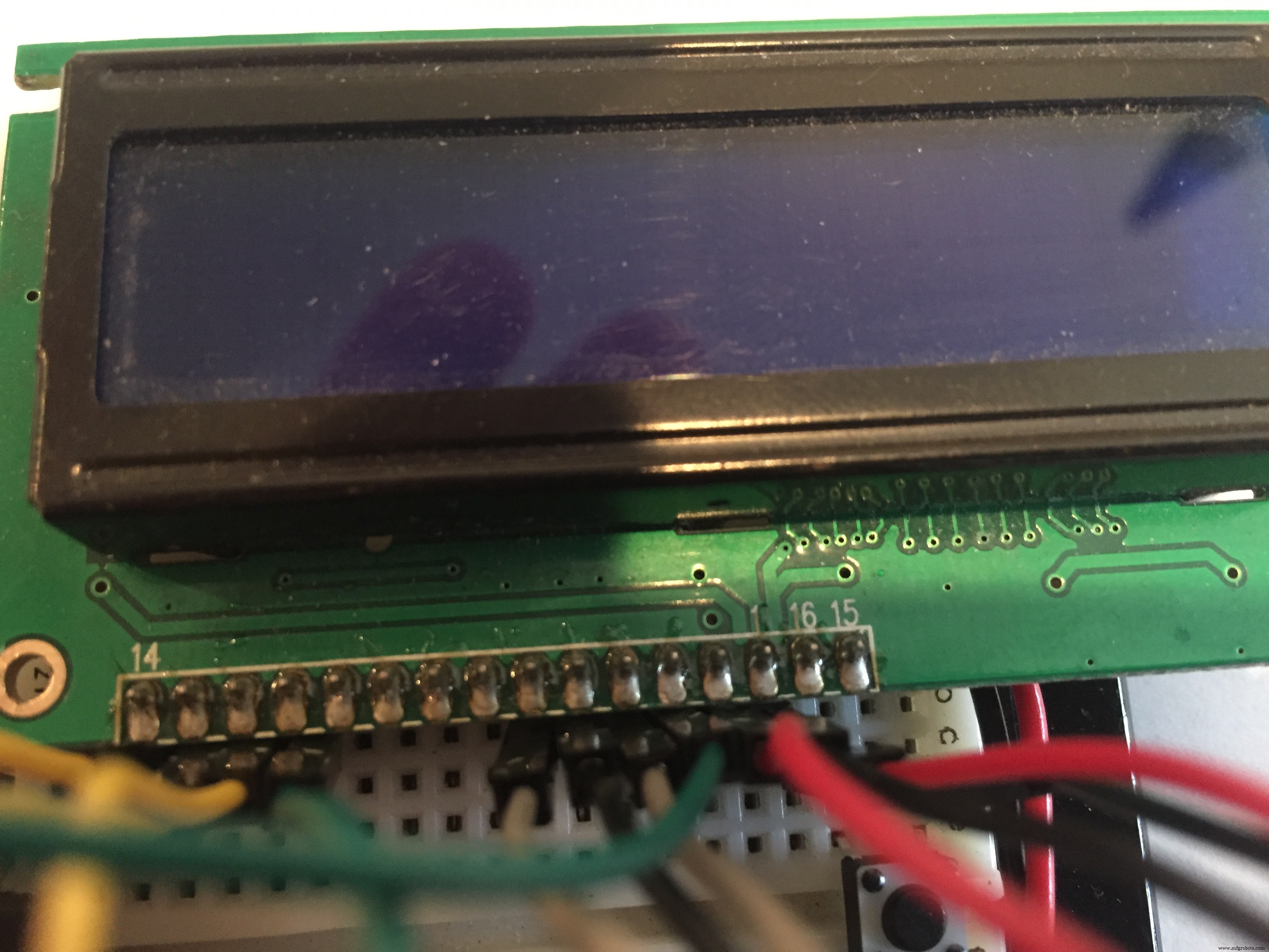 Portable Arduino-Based Temperature & Humidity Monitor with 16x2 LCD Display