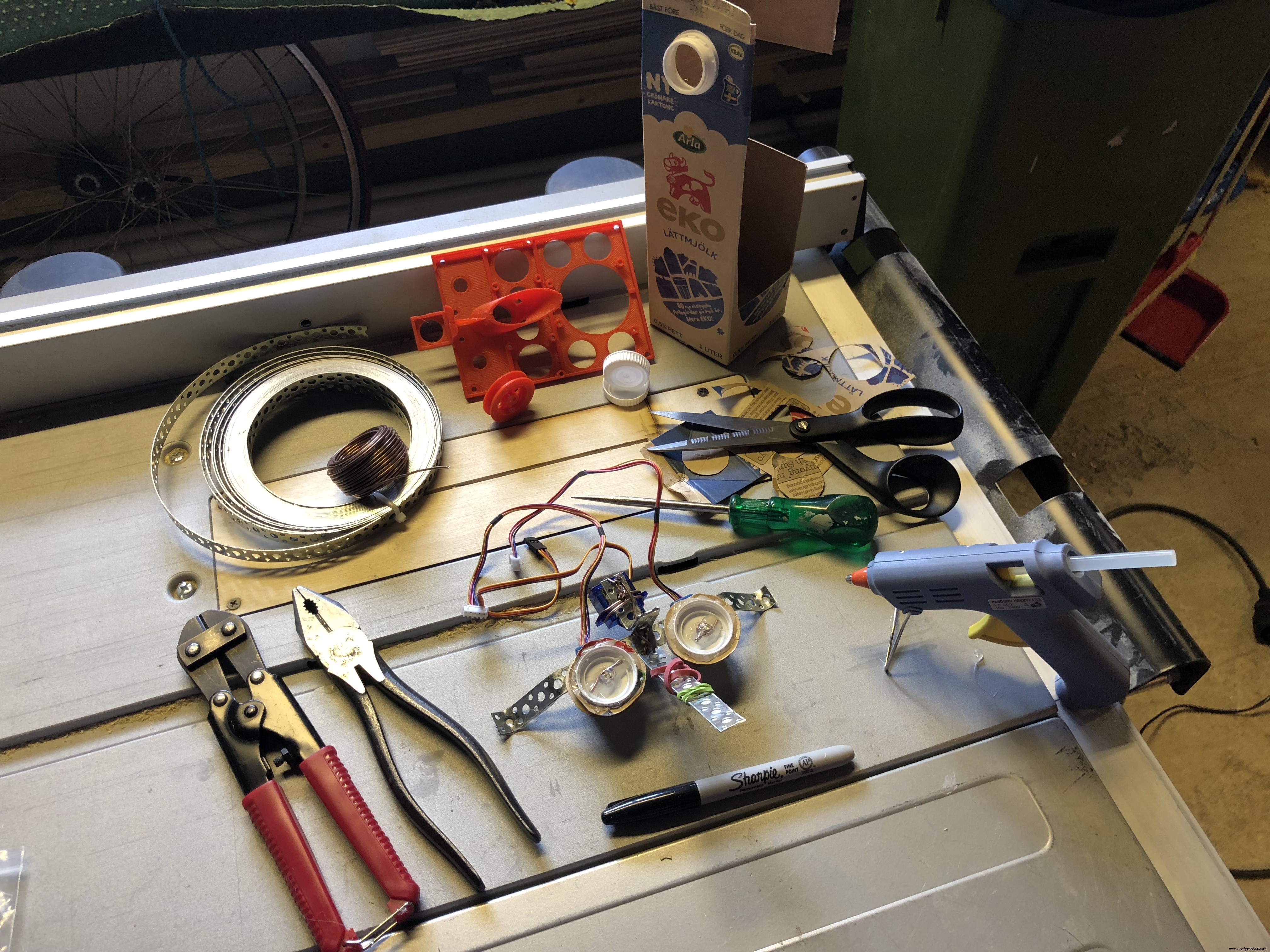 Build Your Own $15 Wall Plotter: Affordable DIY with Arduino