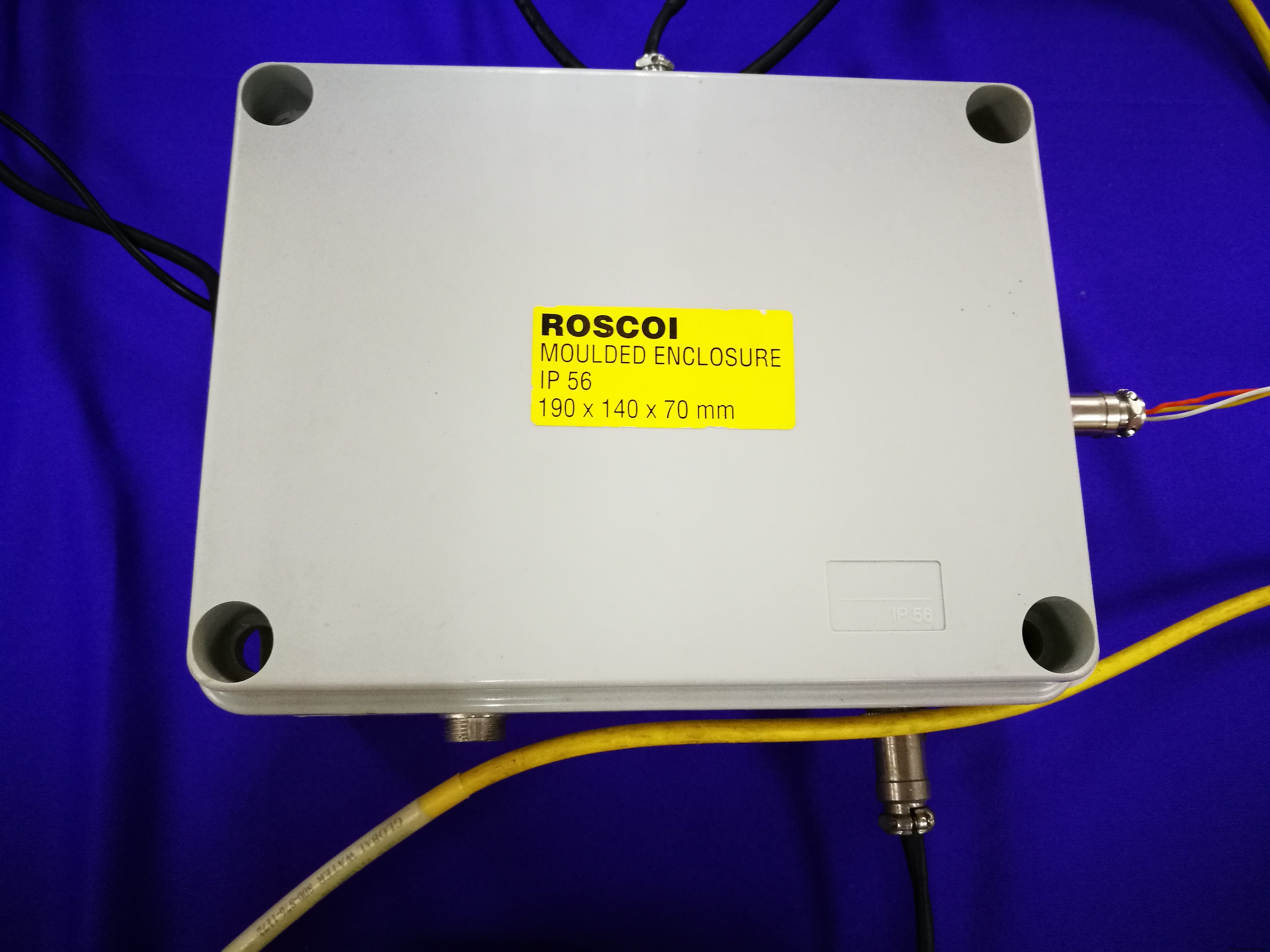 Real‑Time Water Quality Monitoring System with Arduino & GPRS/GPS