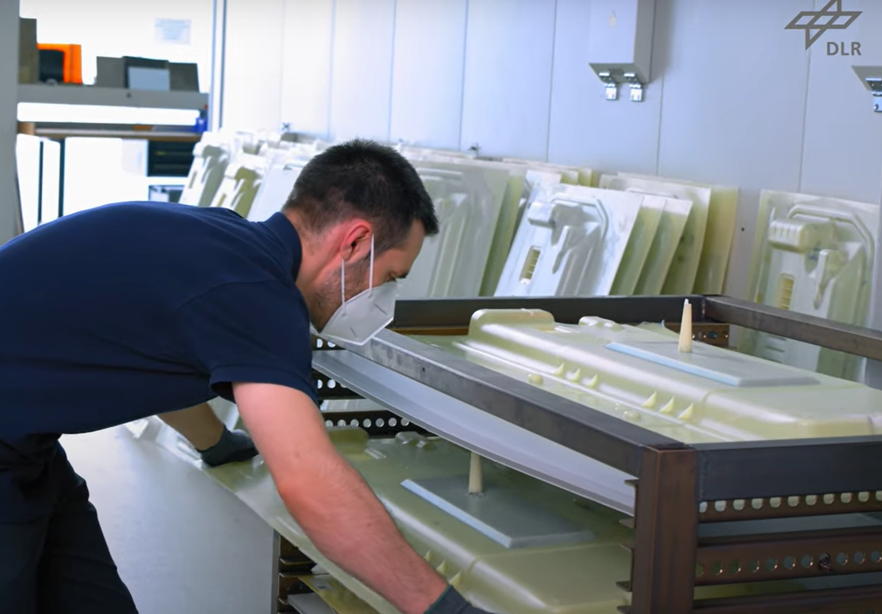 CosiMo Demonstrates Advanced Smart Thermoplastic RTM for Battery Box Cover Simulation