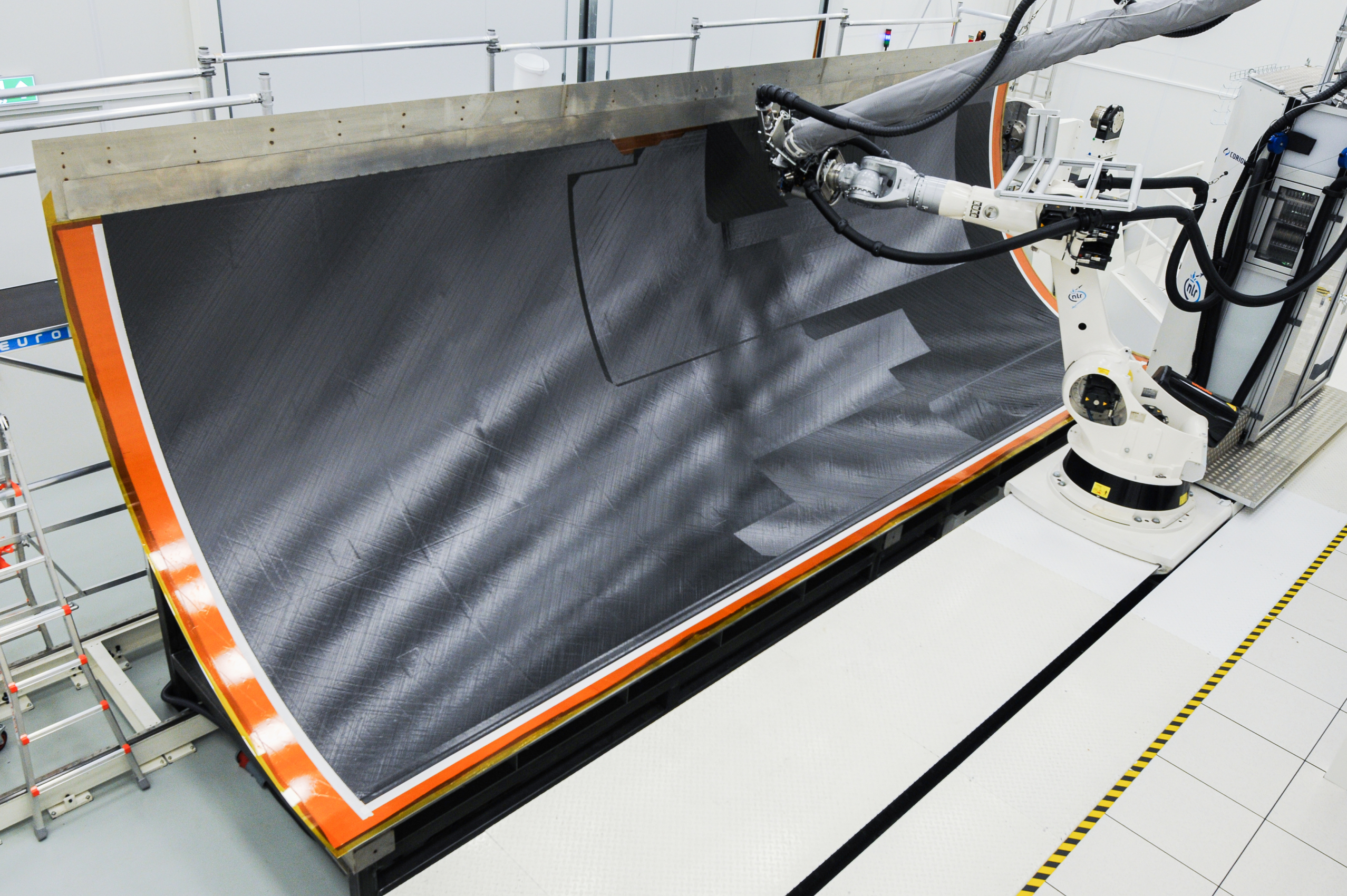 STUNNING Project Achieves 8.5-Meter Thermoplastic Fuselage Skin, Advancing Sustainable Aircraft Design