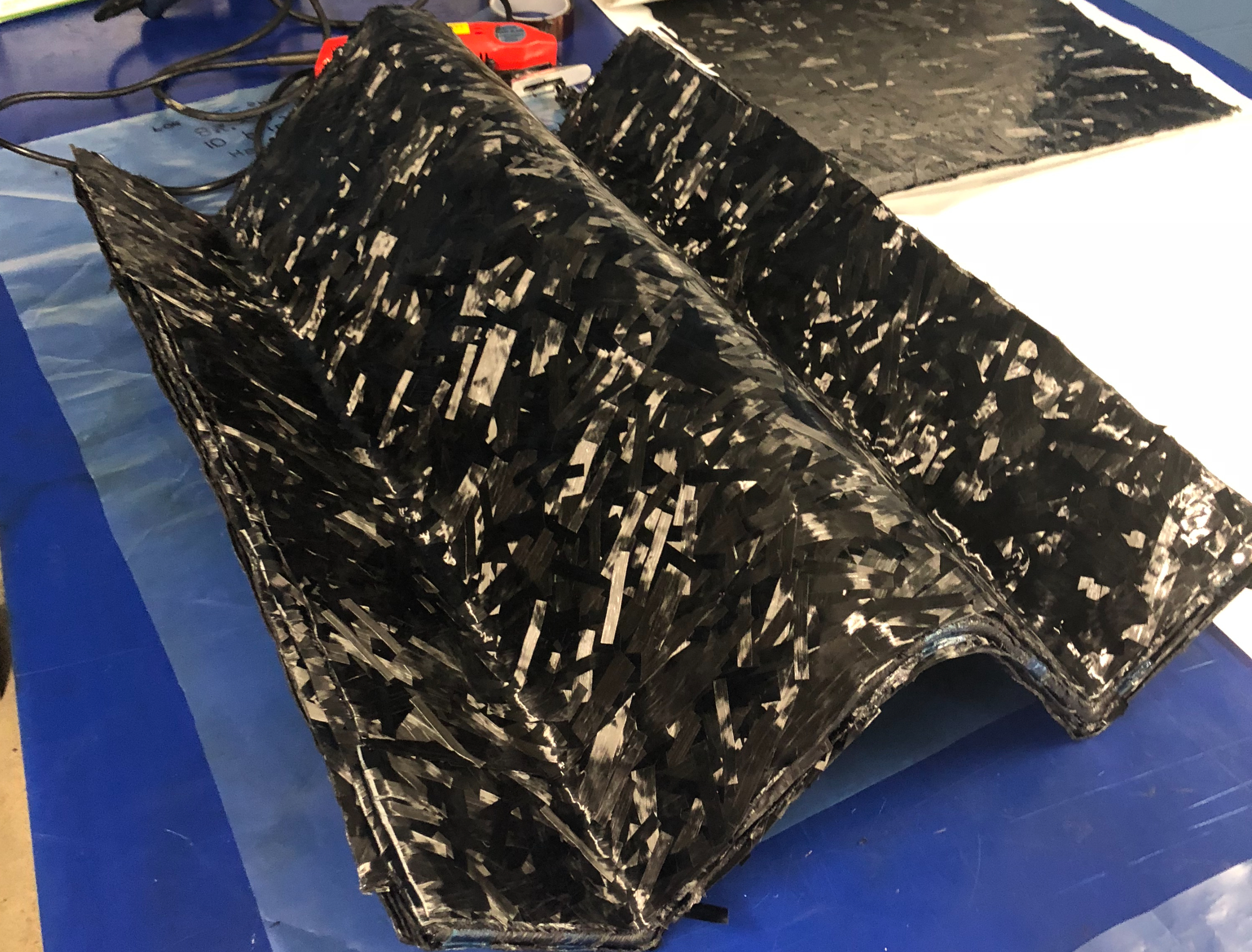 Hybrid Large-Format Additive Tooling: Lightweight, Faster, Cost‑Effective Molds for Big Parts